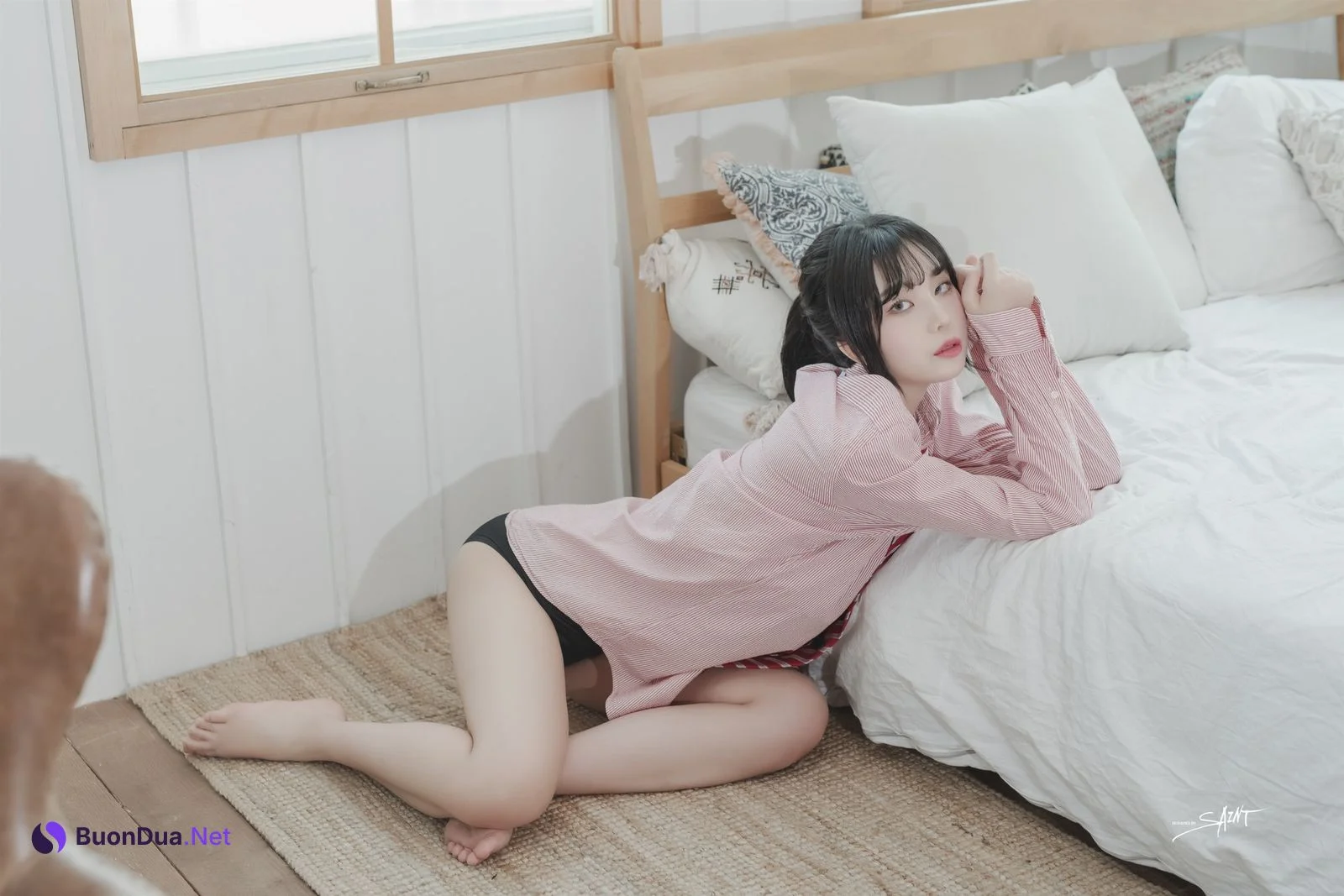 Yuna 유나, [SAINT Photolife] Love On Top - Photo 13