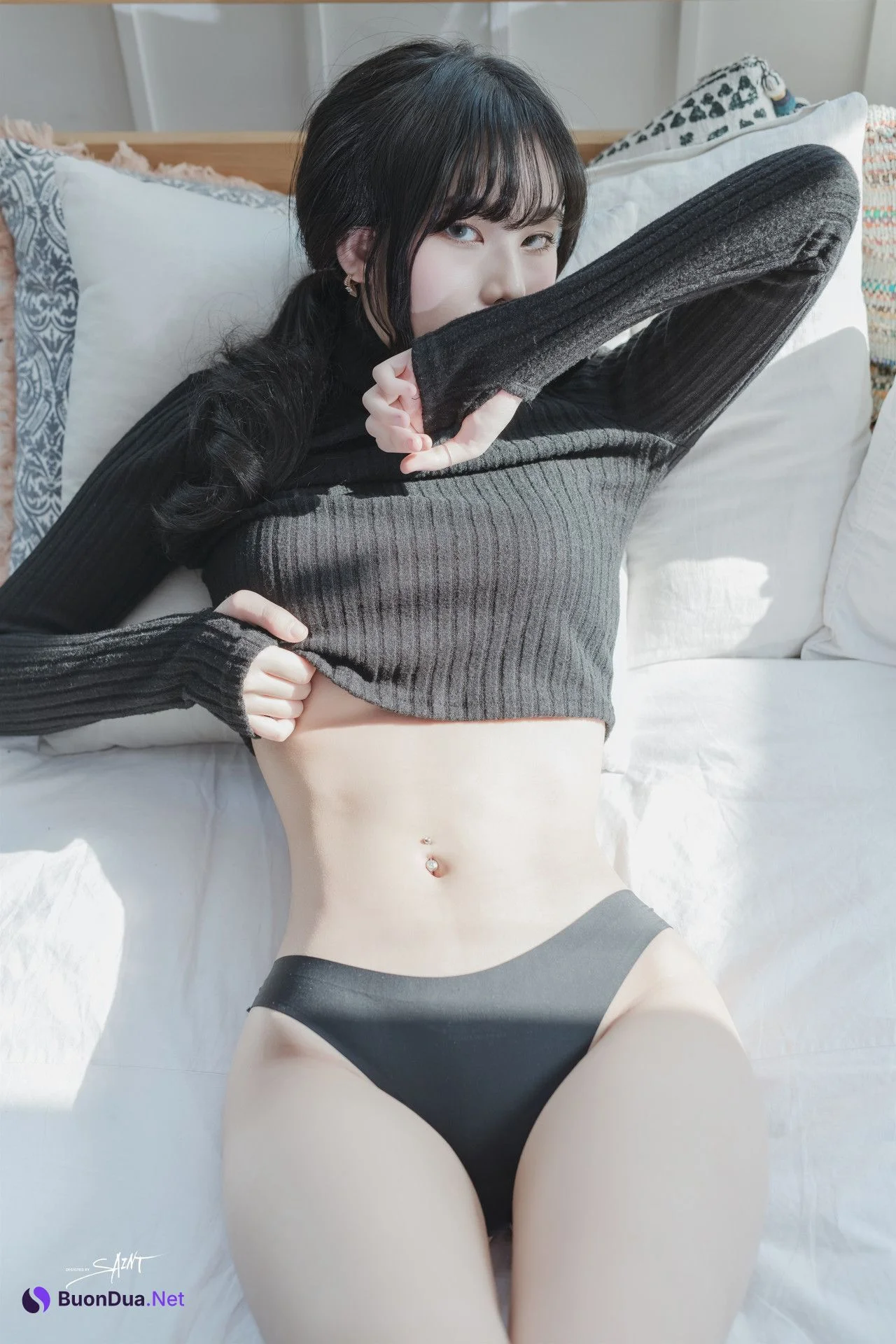 Yuna 유나, [SAINT Photolife] Love On Top - Photo 9