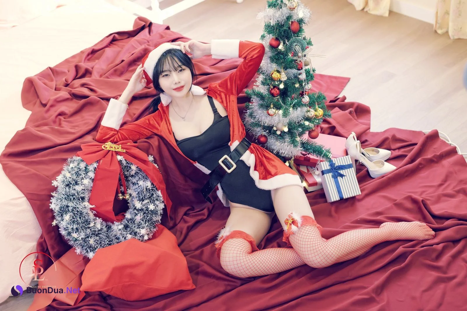 Yuna 유나, [SAINT Photolife] Merry Yuna’s Xmas Set.01 - Photo 3