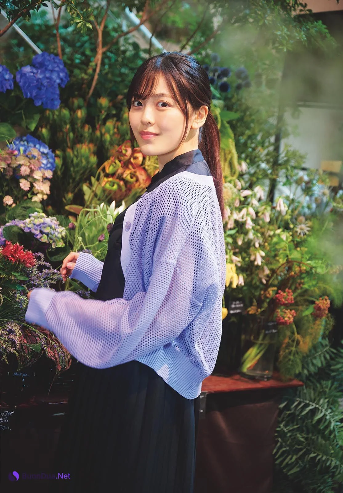 Yuna Shibata 柴田柚菜, Shonen Sunday 2023 No.34 (週刊少年サンデー 2023年34号) - Photo 7
