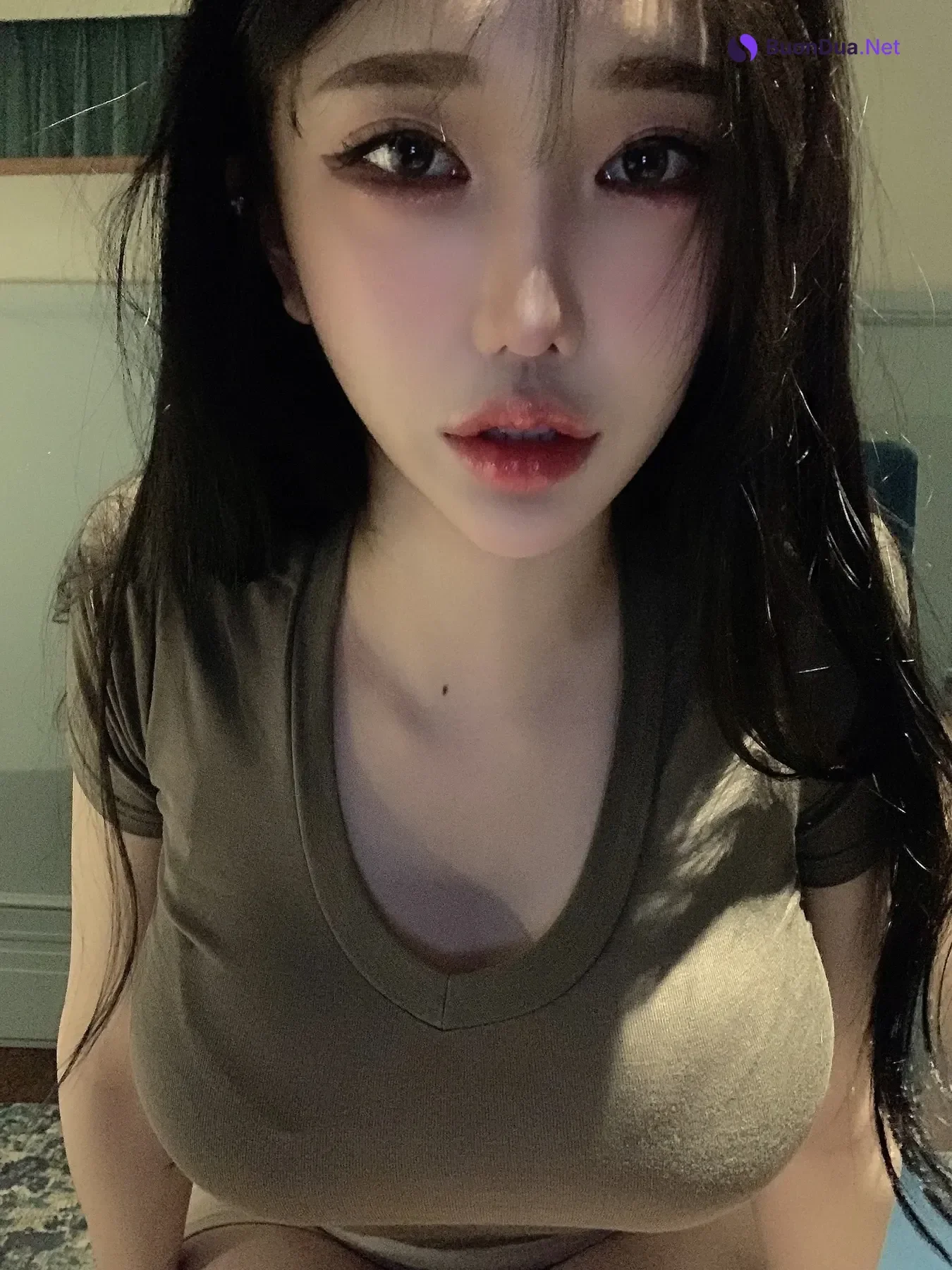 Yunjin 챌이, Moon Night Snap Photobook 「Your Yunjin」 - Photo 2