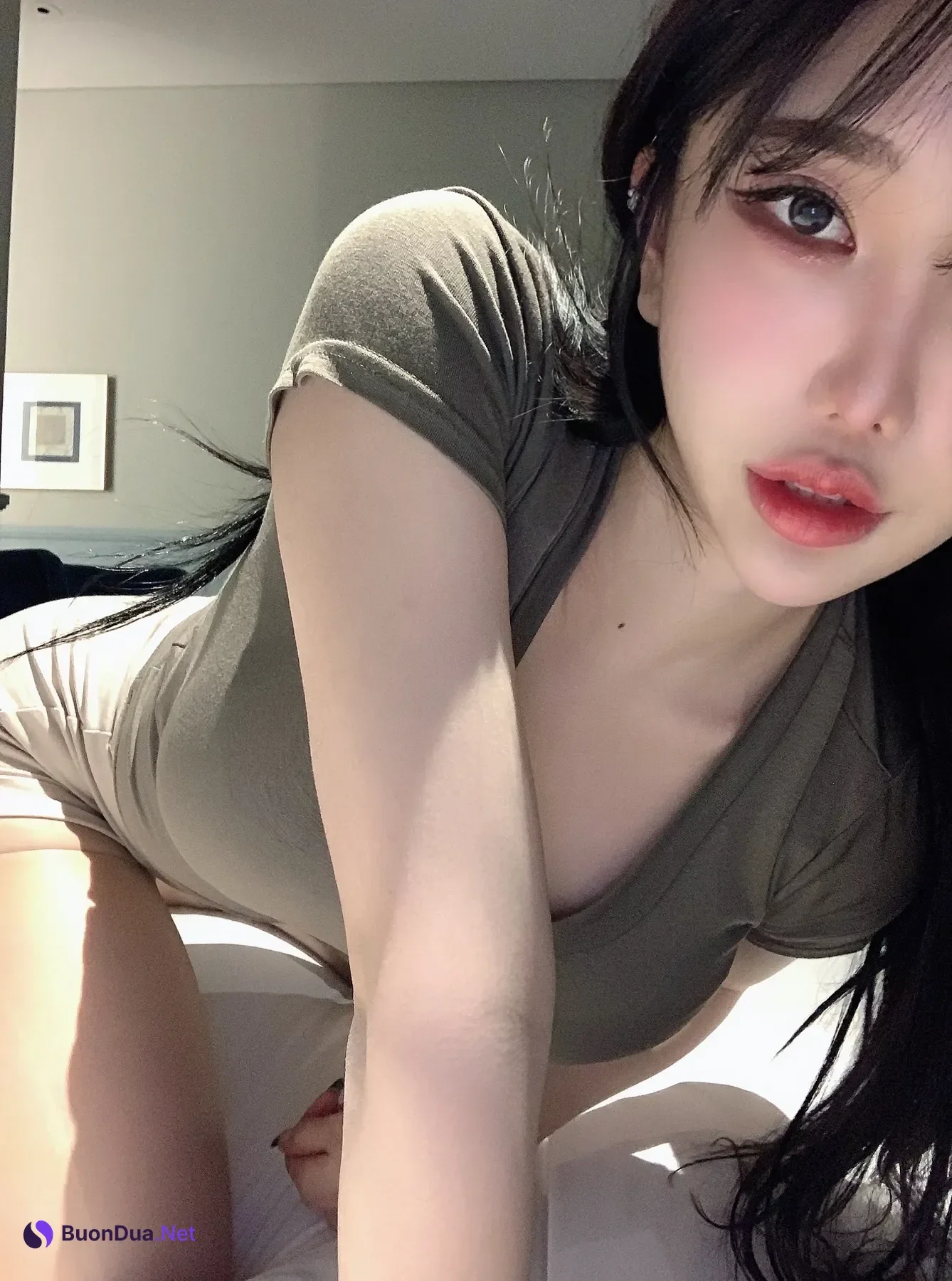 Yunjin 챌이, Moon Night Snap Photobook 「Your Yunjin」 - Photo 5