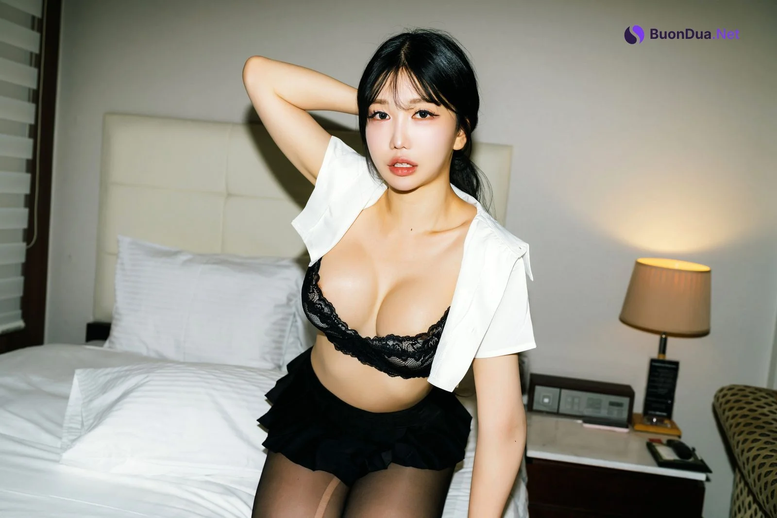 Yunjin 챌이, [Moon Night Snap] Skin Inside Stockings - Photo 10