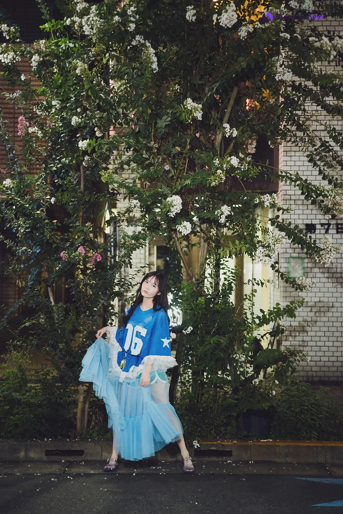 Yura Yura 由良ゆら – PARADEデジタルフォトブック 「ゆらゆら星人ホイポイ滞在記」 - Photo 11