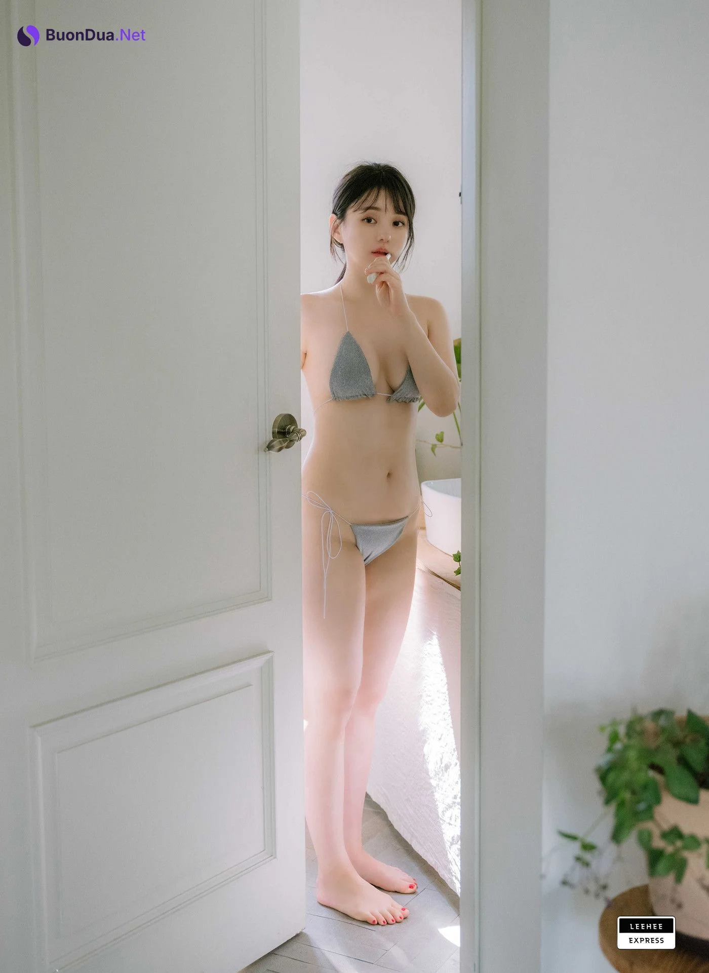 Yuri 유리, LEEHEE EXPRESS LEND-037 Set.02 - Photo 2