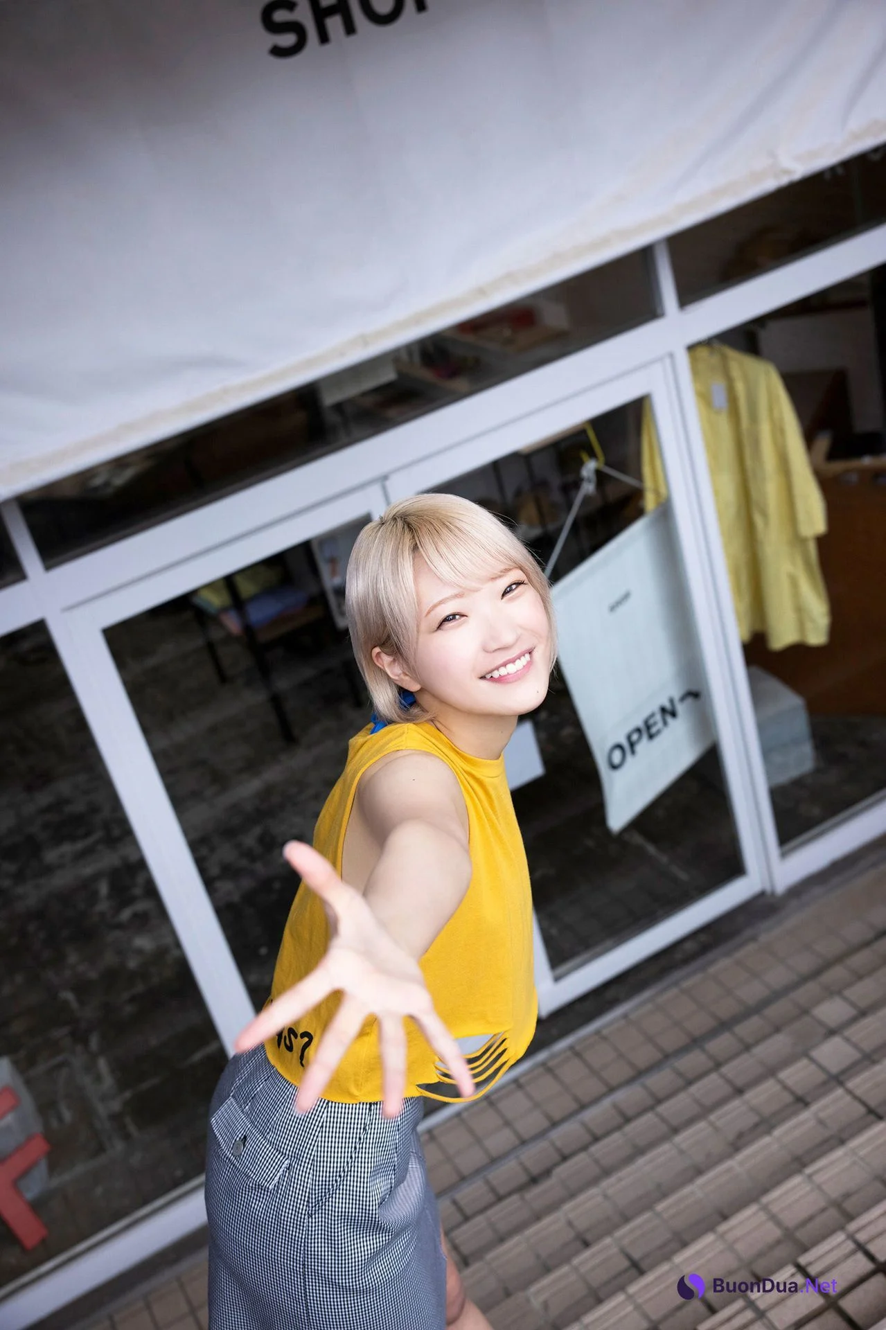 Yuria Tojo 東條ゆりあ, デジタル限定 YJ Photo Book 「東條ゆりあが水着でショッピング」 - Photo 2