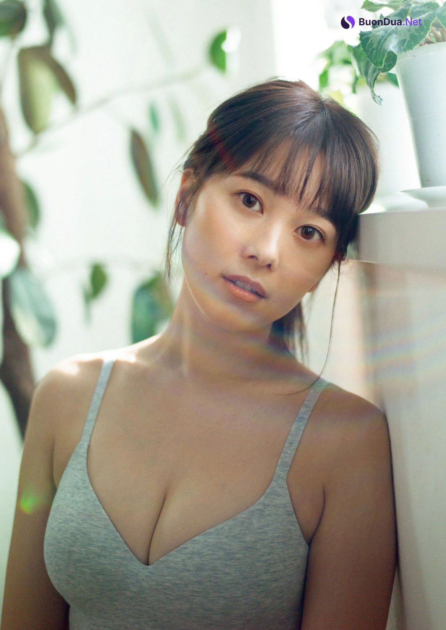 Yurie Kozakai 小坂井祐莉絵, Weekly Playboy 2023 No.08 (週刊プレイボーイ 2023年8号) - Photo 9