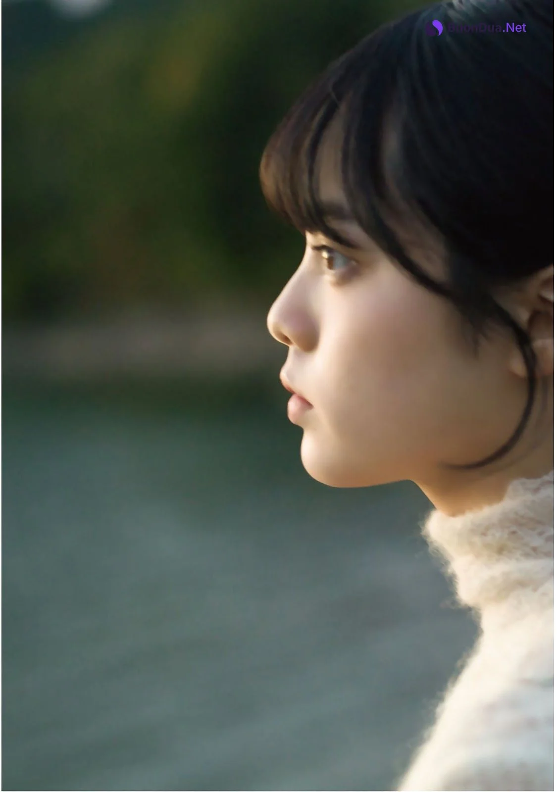 Yurina Hirate 平手友梨奈, Shonen Magazine 2019 No.47 (少年マガジン 2019年47号) - Photo 14