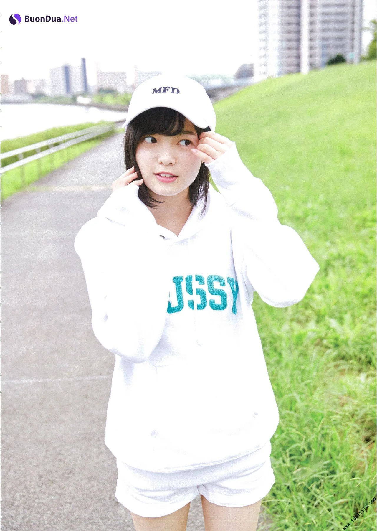 Yurina Hirate 平手友梨奈, U18 Bloom 写真集 - Photo 15