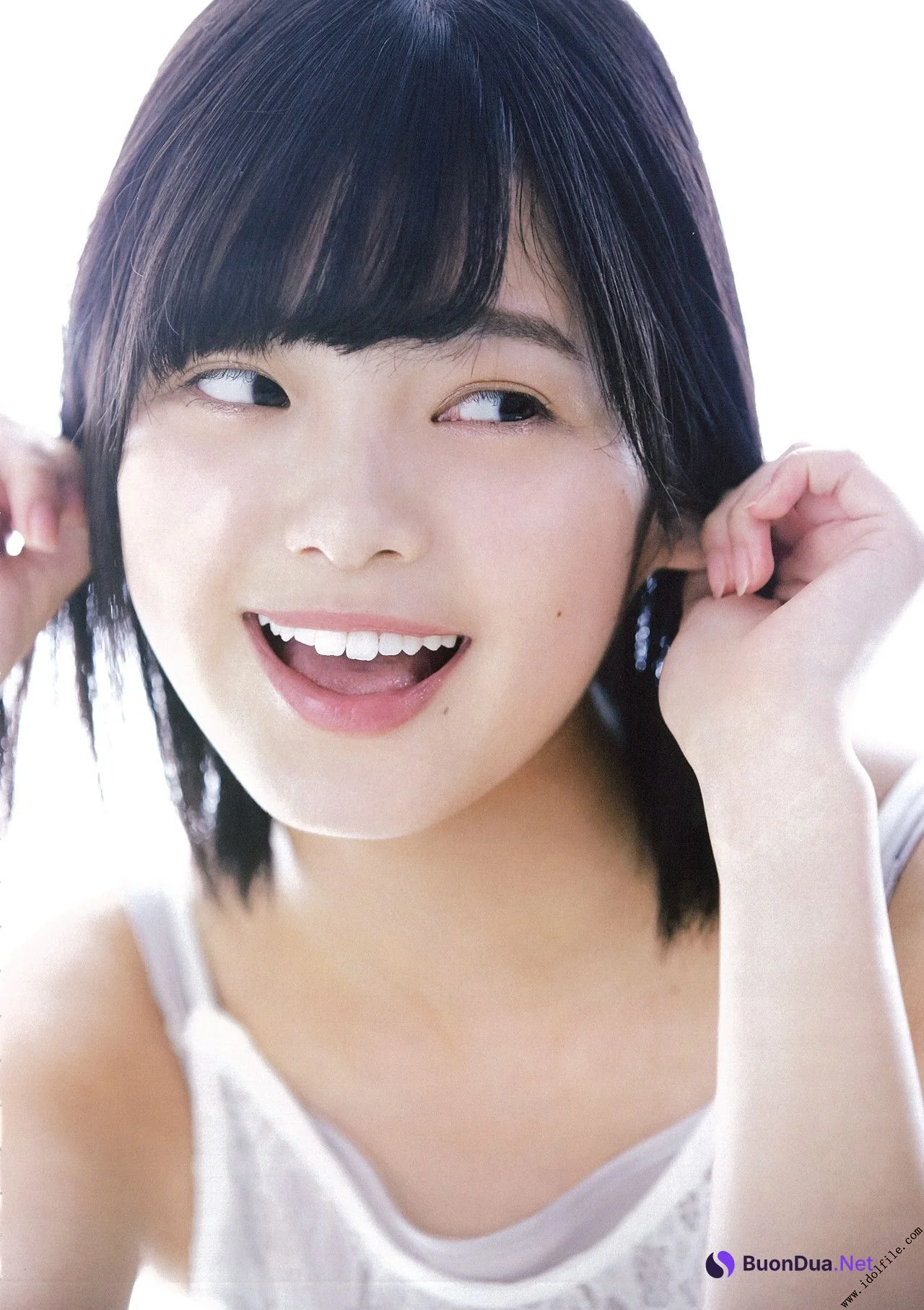 Yurina Hirate 平手友梨奈, U18 Bloom 写真集 - Photo 8