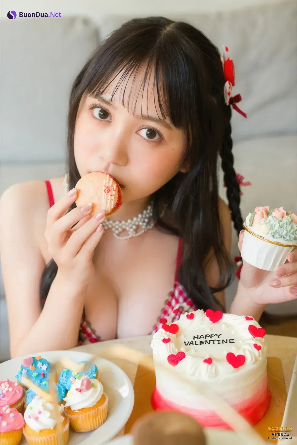 Yururitona ゆるりとな〜, Young Magazine 2026 No.12 (ヤングマガジン 2026年12号) - Photo 8