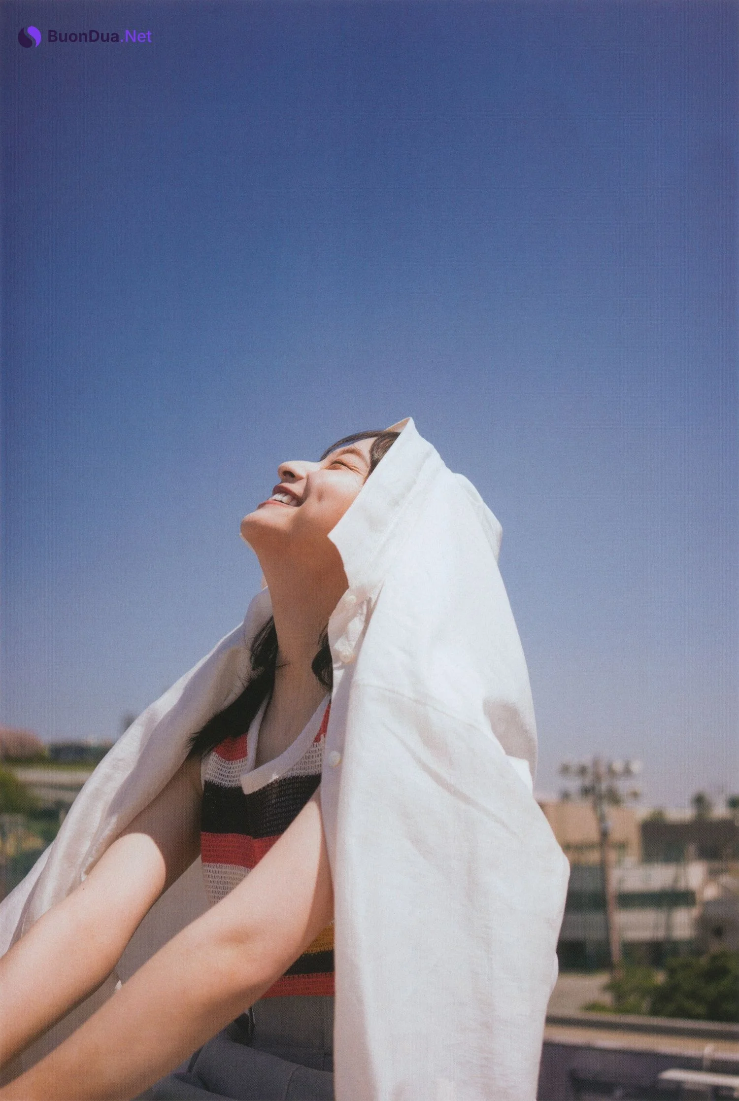 Yuuka Kageyama 影山優佳, B.L.T. 2022.06 (ビー・エル・ティー 2022年6月号) - Photo 3