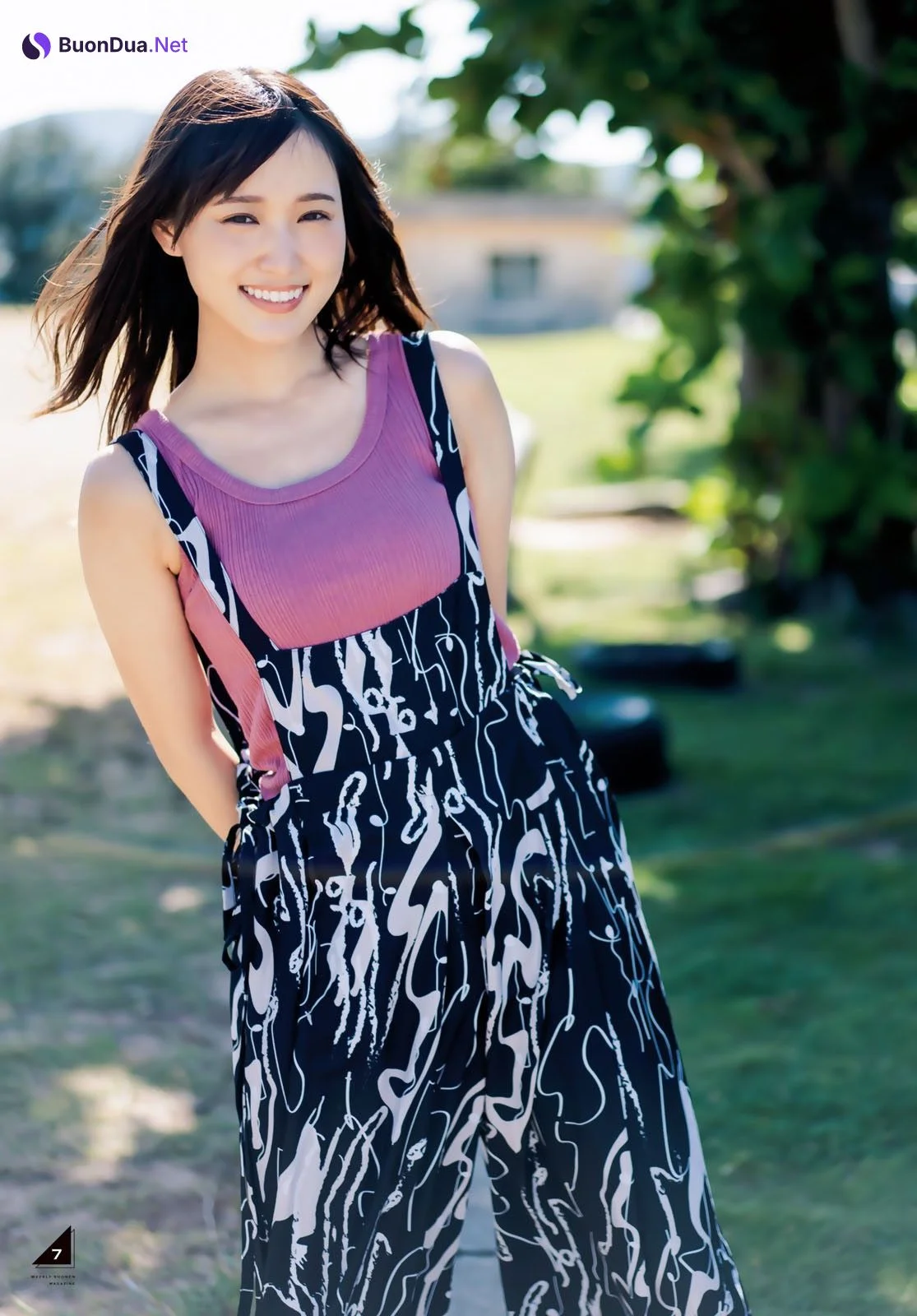 Yuuka Sugai 菅井友香, Shonen Magazine 2022 No.49 (週刊少年マガジン 2022年49号) - Photo 8