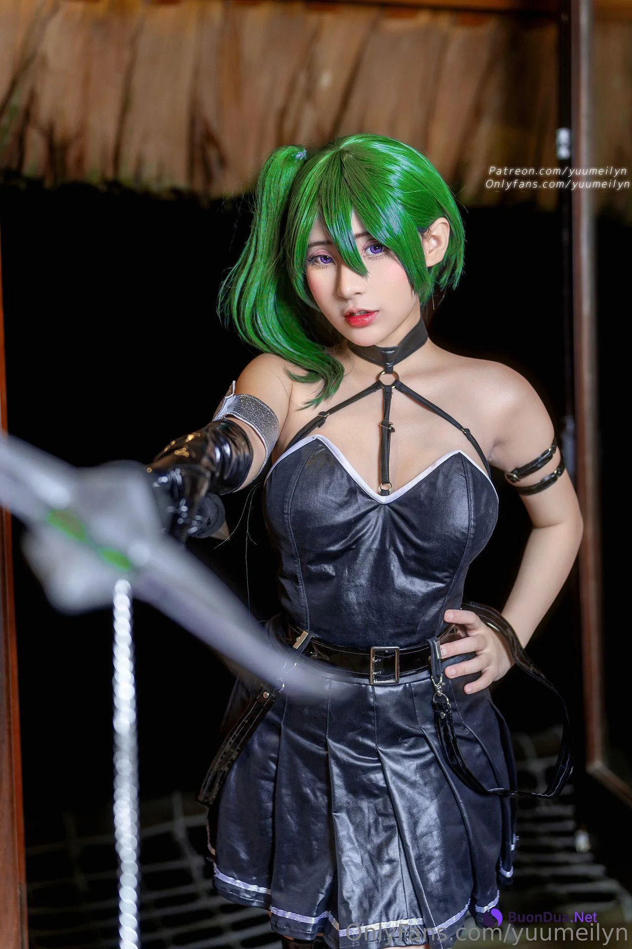 Yuumeilyn 玲兒, ヌード写真集 Übel ユーベル - Photo 3