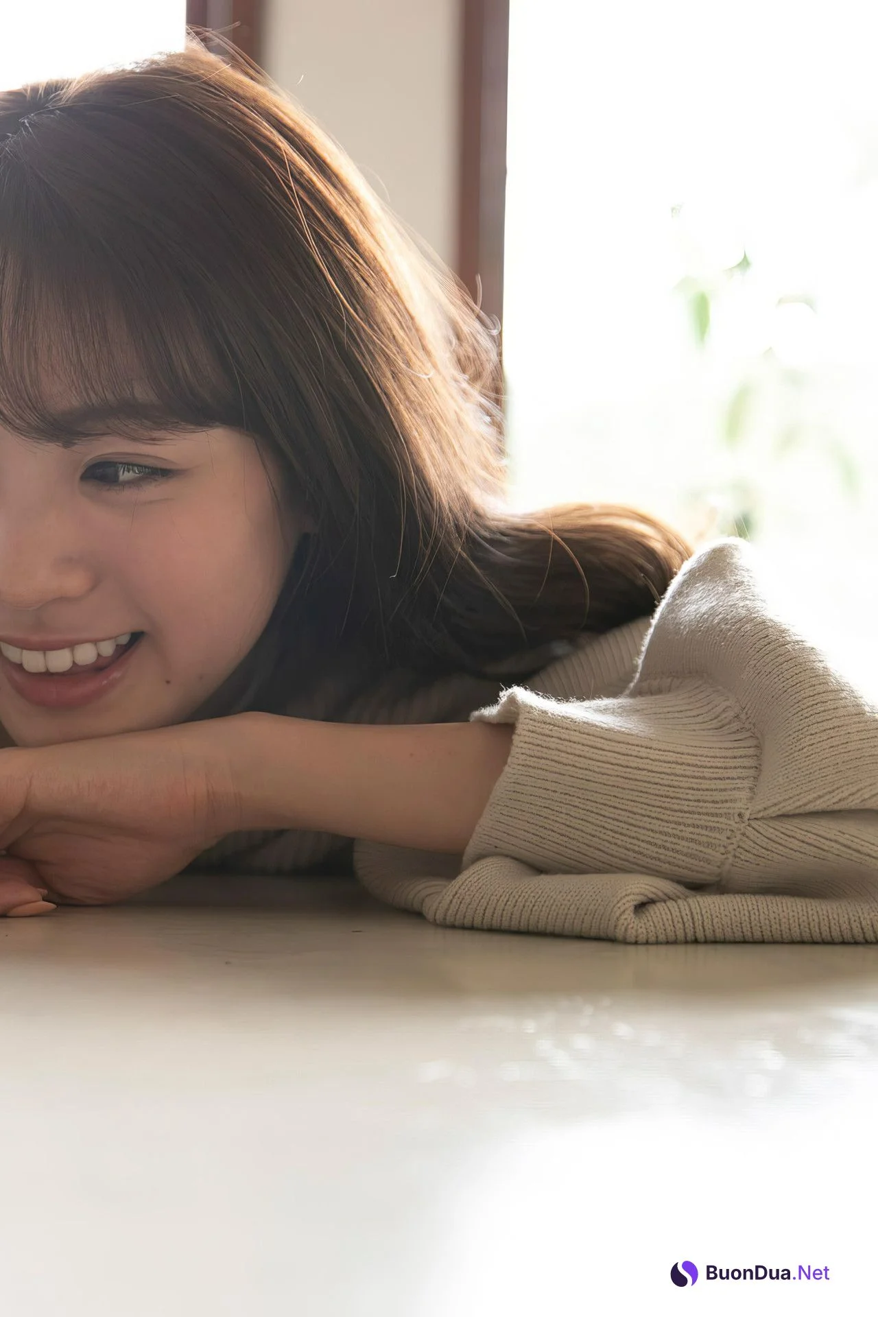 Yuumi Shida 志田友美, FLASHデジタル写真集 [アイドルの魂は美脚に宿る] Set.03 - Photo 5