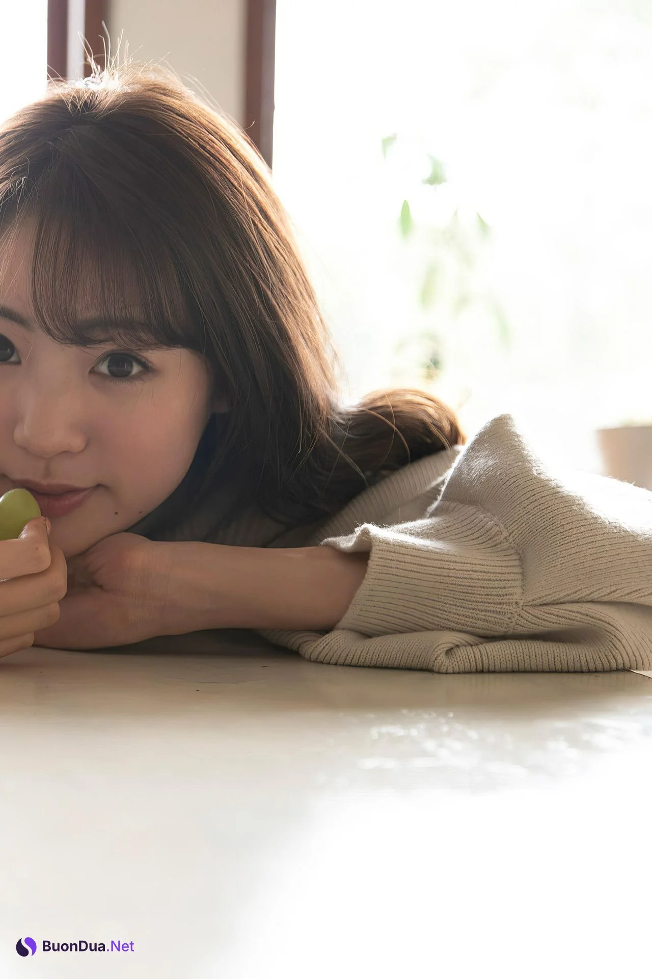 Yuumi Shida 志田友美, FLASHデジタル写真集 [アイドルの魂は美脚に宿る] Set.03 - Photo 8