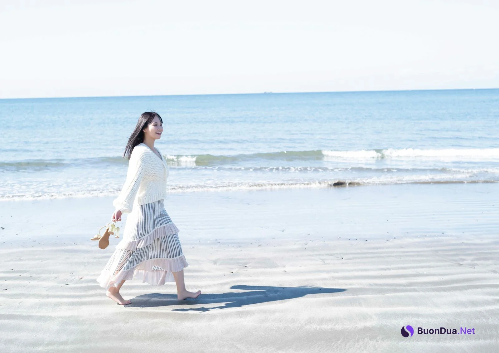 Yuzuha Hongo 本郷柚巴, BOMBデジタル写真集 『ゆずと僕。』 Set.01 - Photo 5