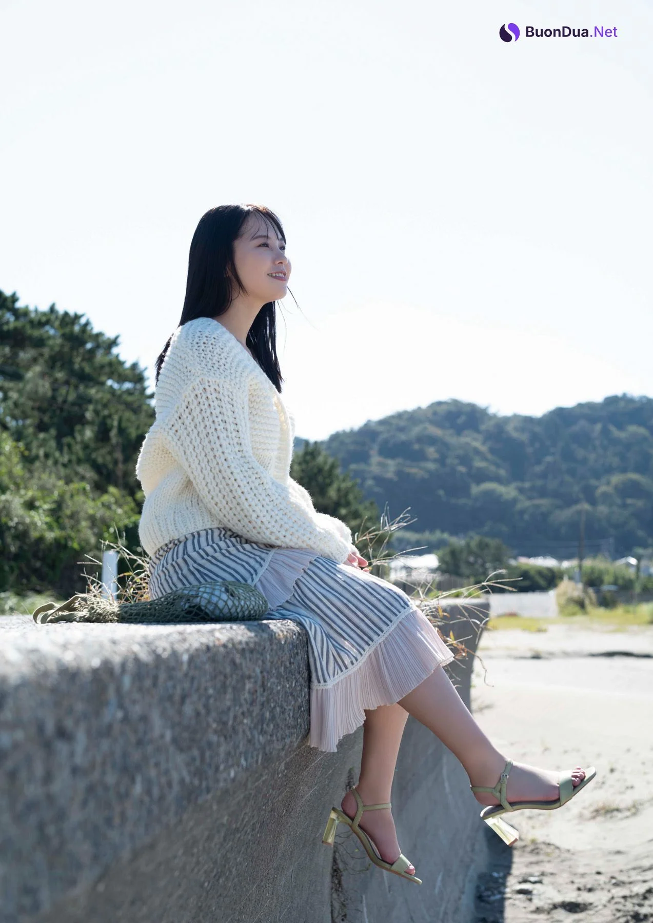 Yuzuha Hongo 本郷柚巴, BOMBデジタル写真集 『ゆずと僕。』 Set.01 - Photo 8