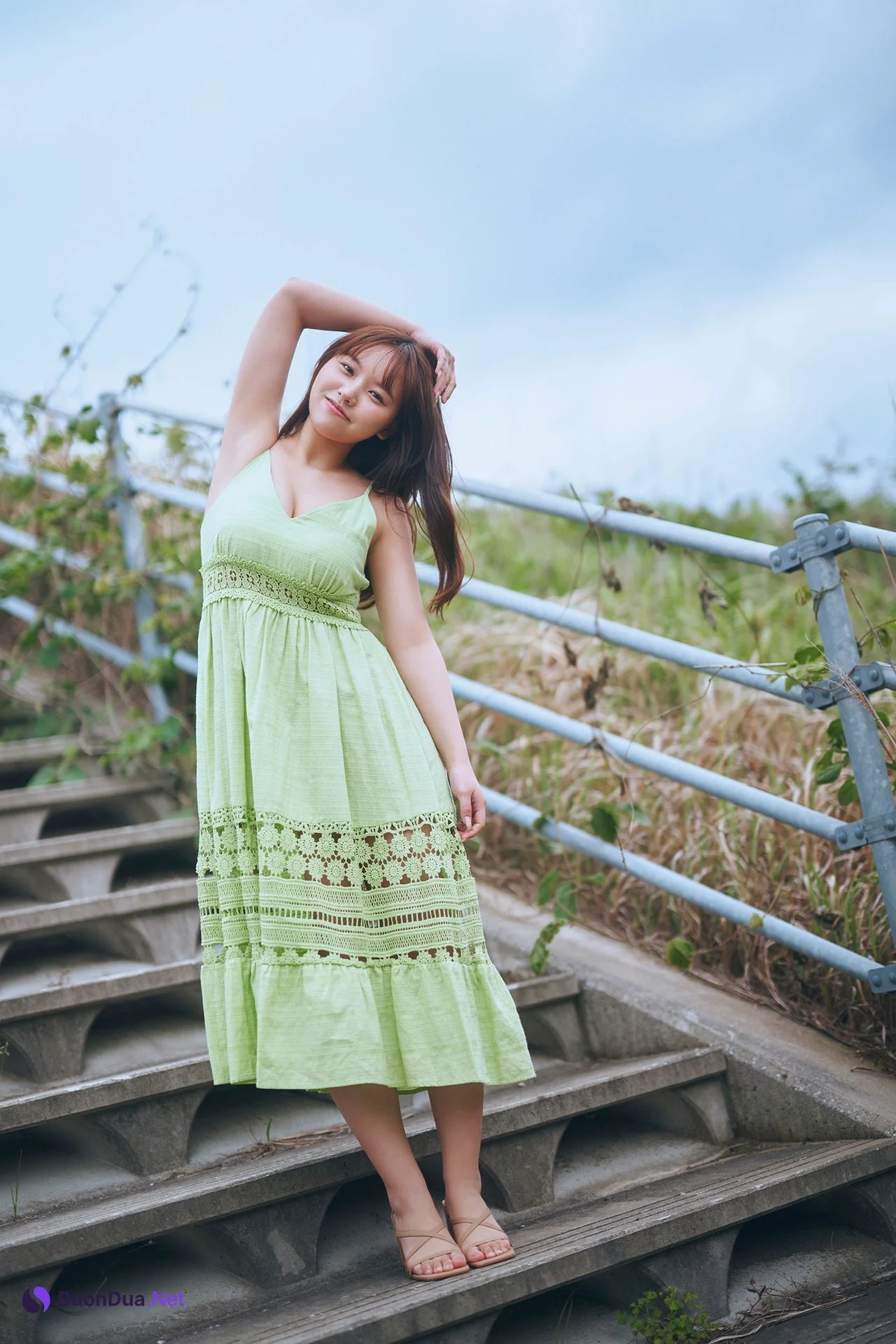 Yuzuha Hongo 本郷柚巴, FLASHデジタル写真集 [Sunflower] Set.01 - Photo 10