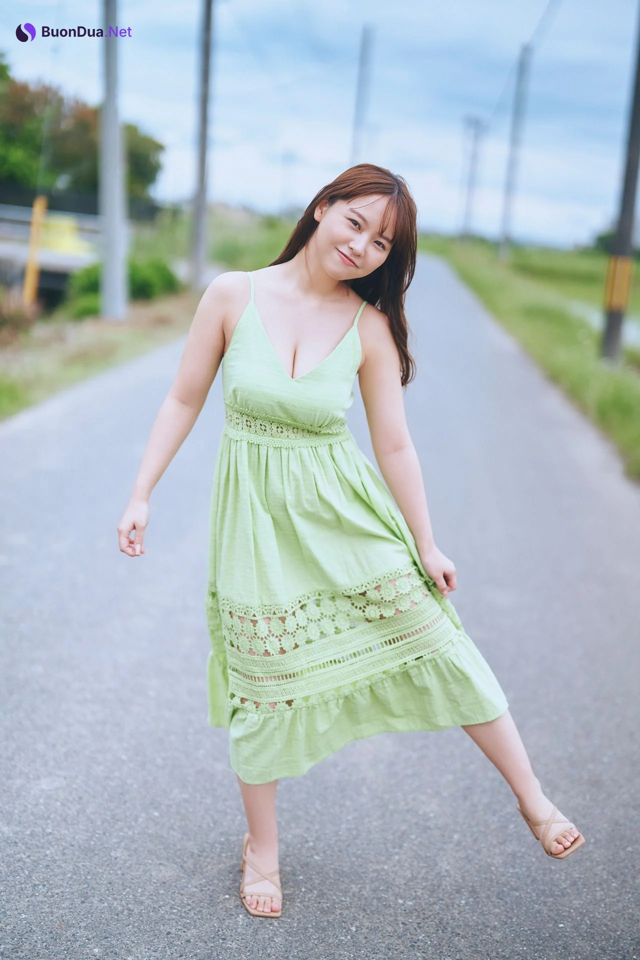 Yuzuha Hongo 本郷柚巴, FLASHデジタル写真集 [Sunflower] Set.01 - Photo 11