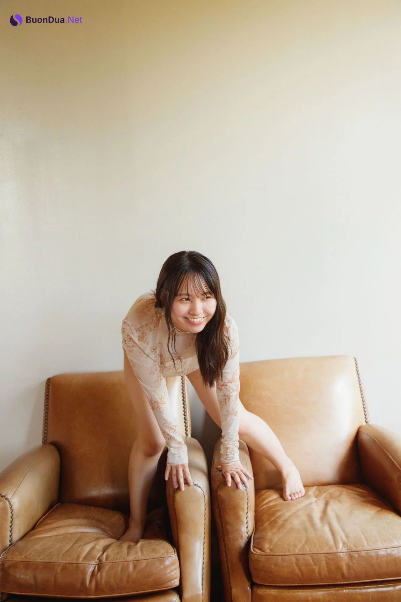 Yuzuha Hongo 本郷柚巴, ＦＲＩＤＡＹデジタル写真集 「Happiness」 Set.03 - Photo 2