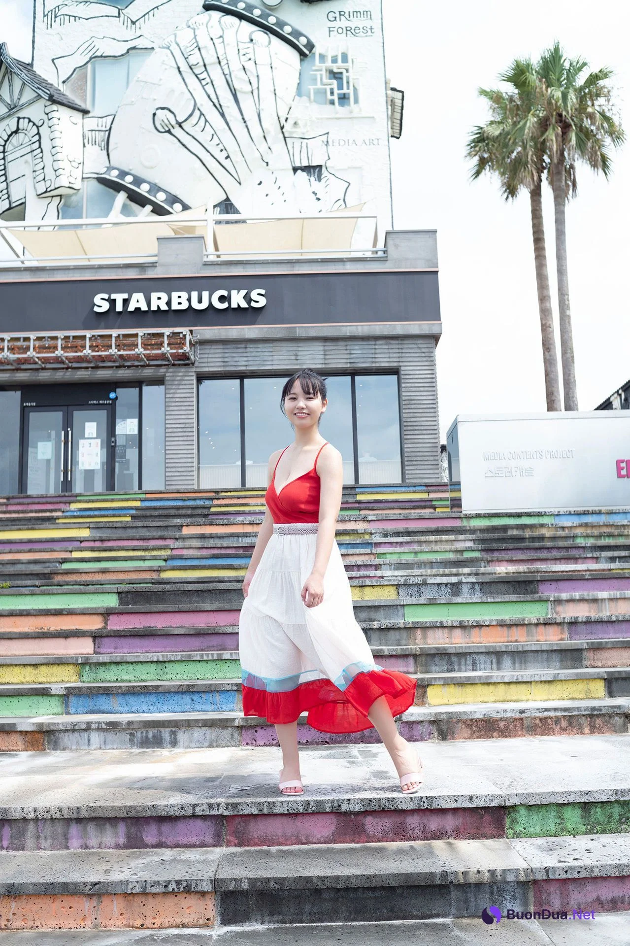 Yuzuha Hongo 本郷柚巴, ヤンマガデジタル写真集 [ゆずいろの太陽] Set.01 - Photo 3