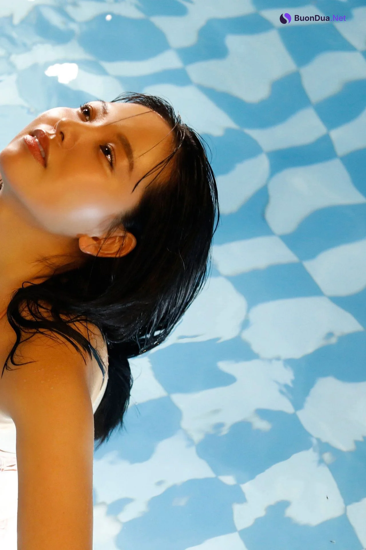 Yuzuha Hongo 本郷柚巴, ヤンマガデジタル写真集 [ゆずいろの太陽] Set.02 - Photo 7