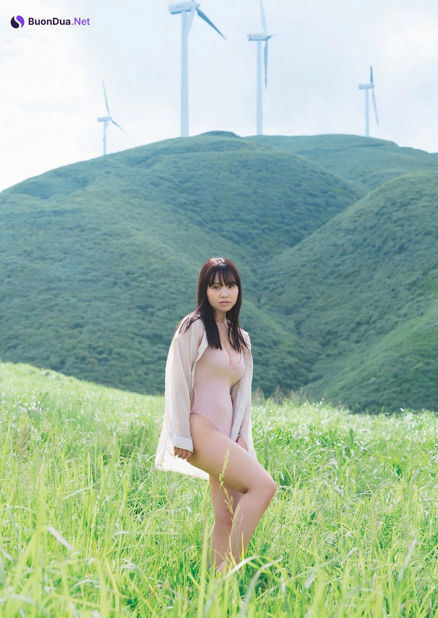 Yuzuha Hongo 本郷柚巴, Weekly Playboy 2023 No.43 (週刊プレイボーイ 2023年43号) - Photo 7