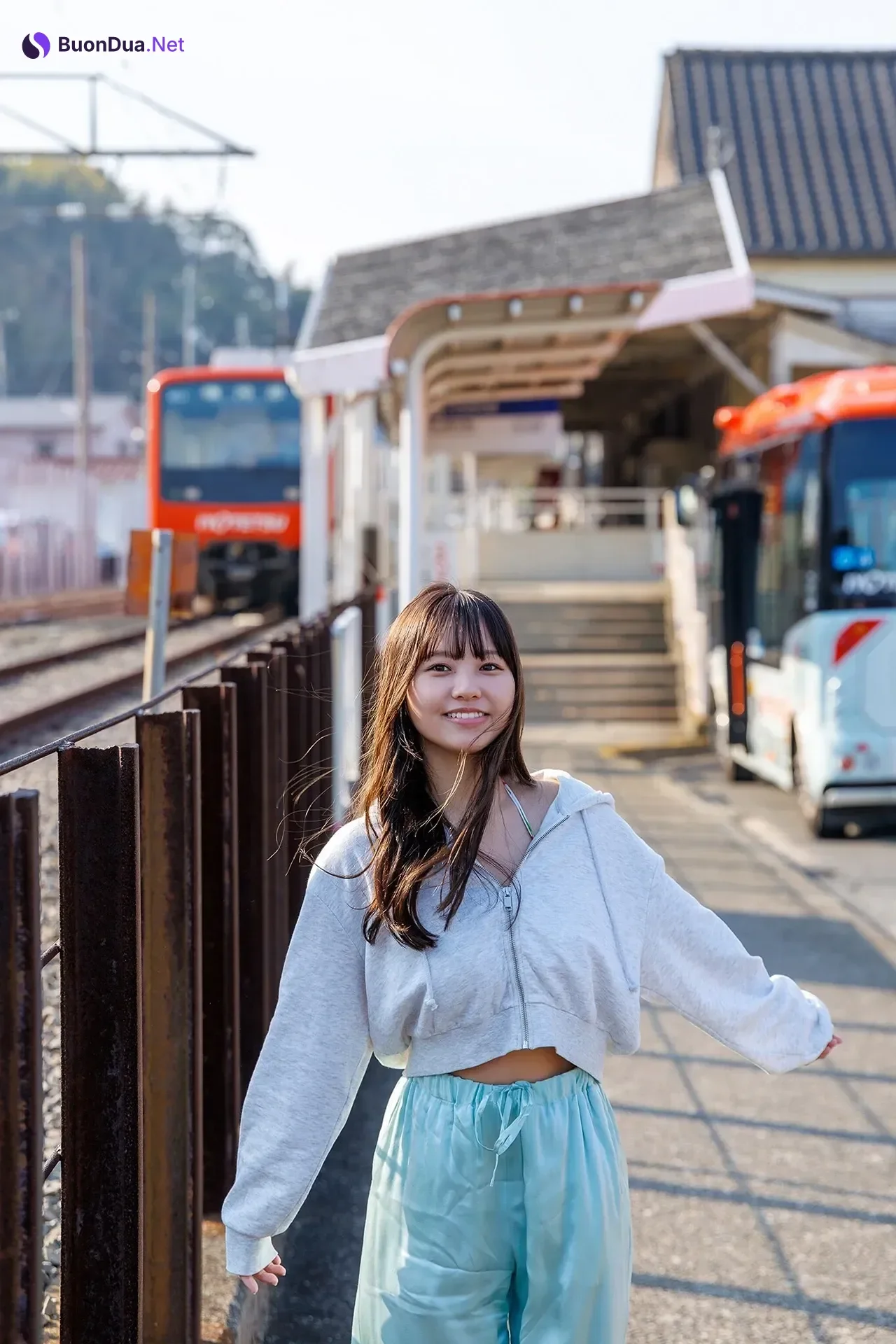 Yuzuha Hongo 本郷柚巴, ヤンマガデジタル写真集 ＜YM2025年21号未公開カット＞ Set.02 - Photo 2