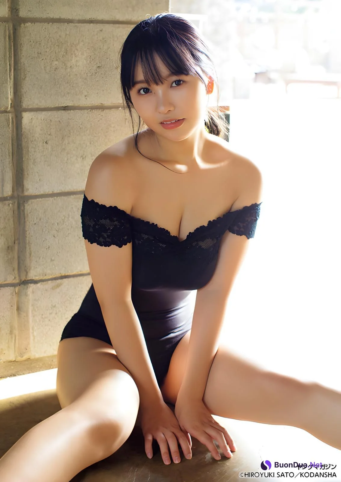 Yuzuha Hongo 本郷柚巴, Young Magazine 2023 No.46 (ヤングマガジン 2023年46号) - Photo 14