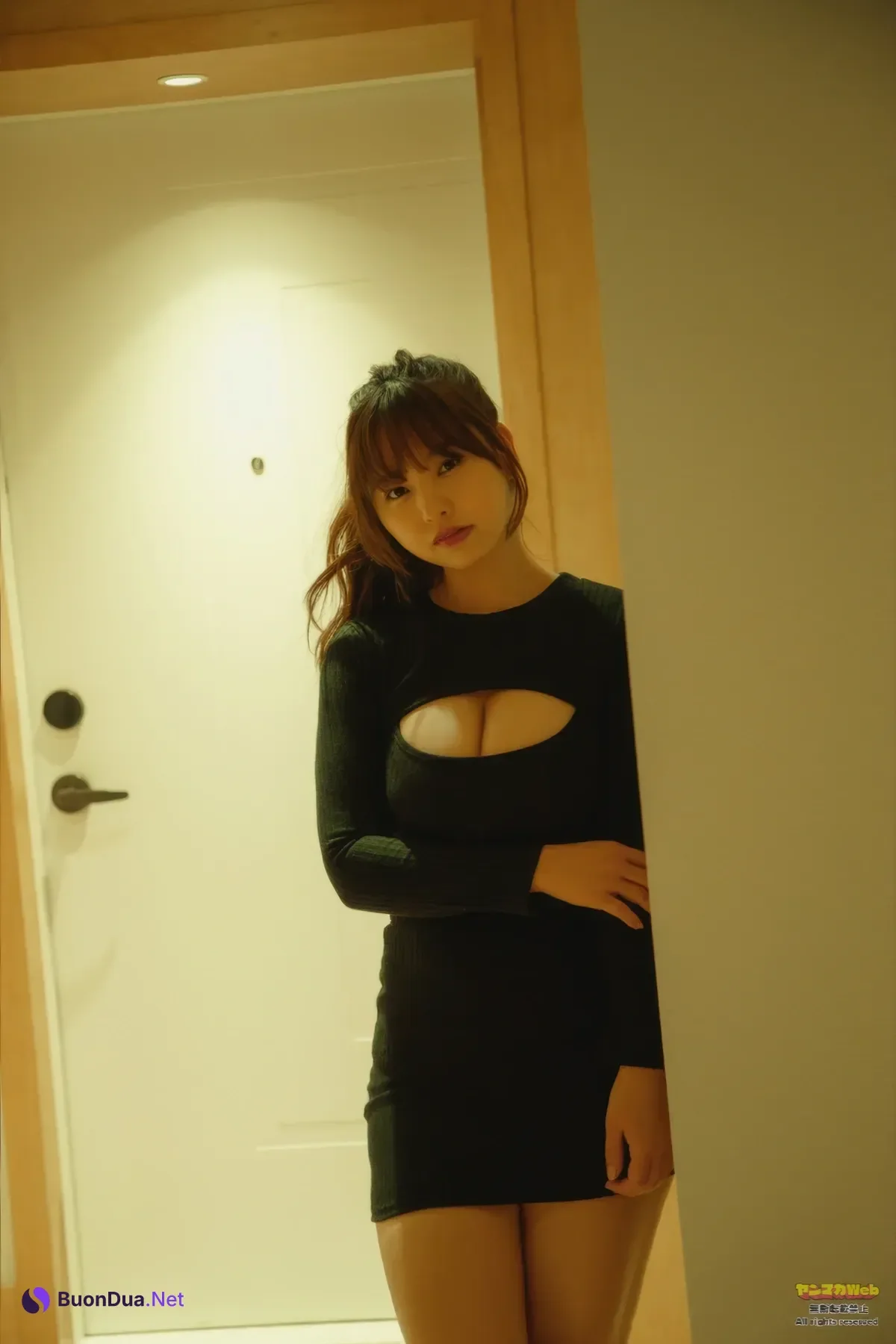Yuzuha Hongo 本郷柚巴, Young Magazine 2025 No.49 (ヤングマガジン 2025年49号) - Photo 8
