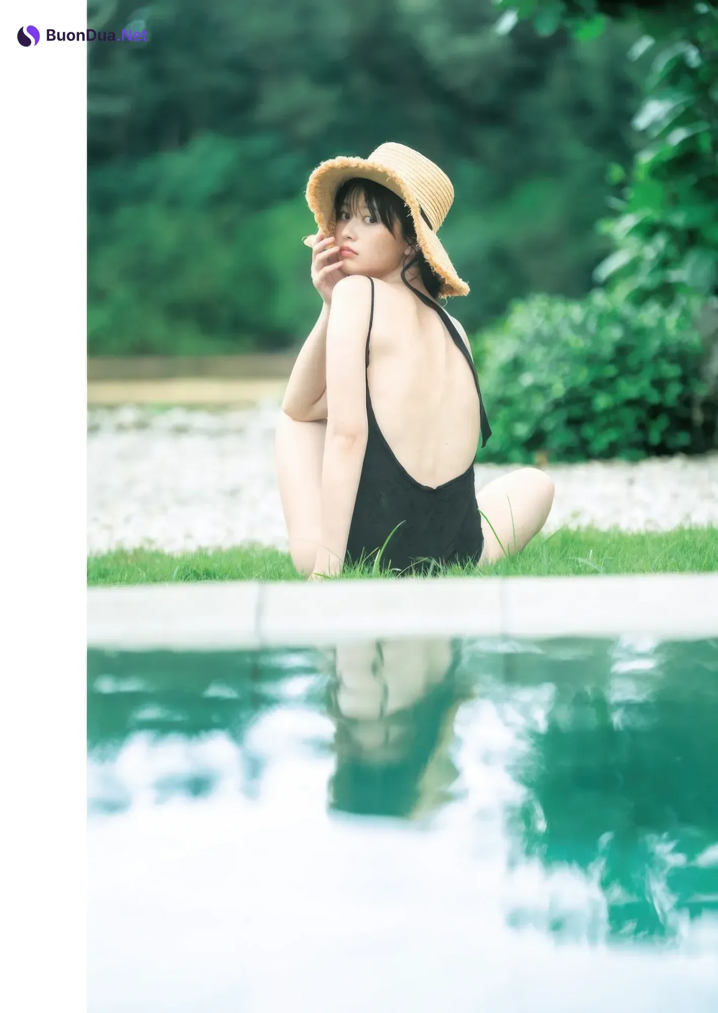 Yuzuha Saeki 冴木柚葉, Young Jump 2025 No.43 (ヤングジャンプ 2025年43号) - Photo 7