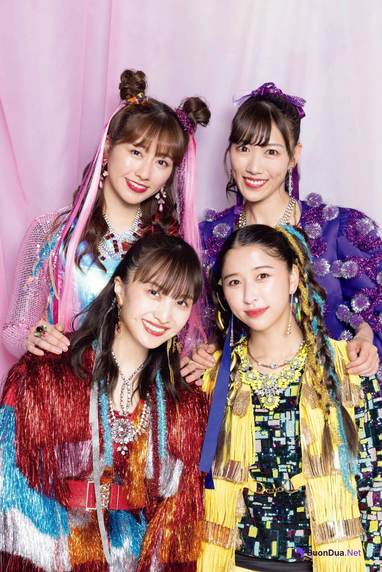 ももいろクローバーZ, Weekly SPA! 2022.05.24 (週刊SPA! 2022年5月24日号) - Photo 5
