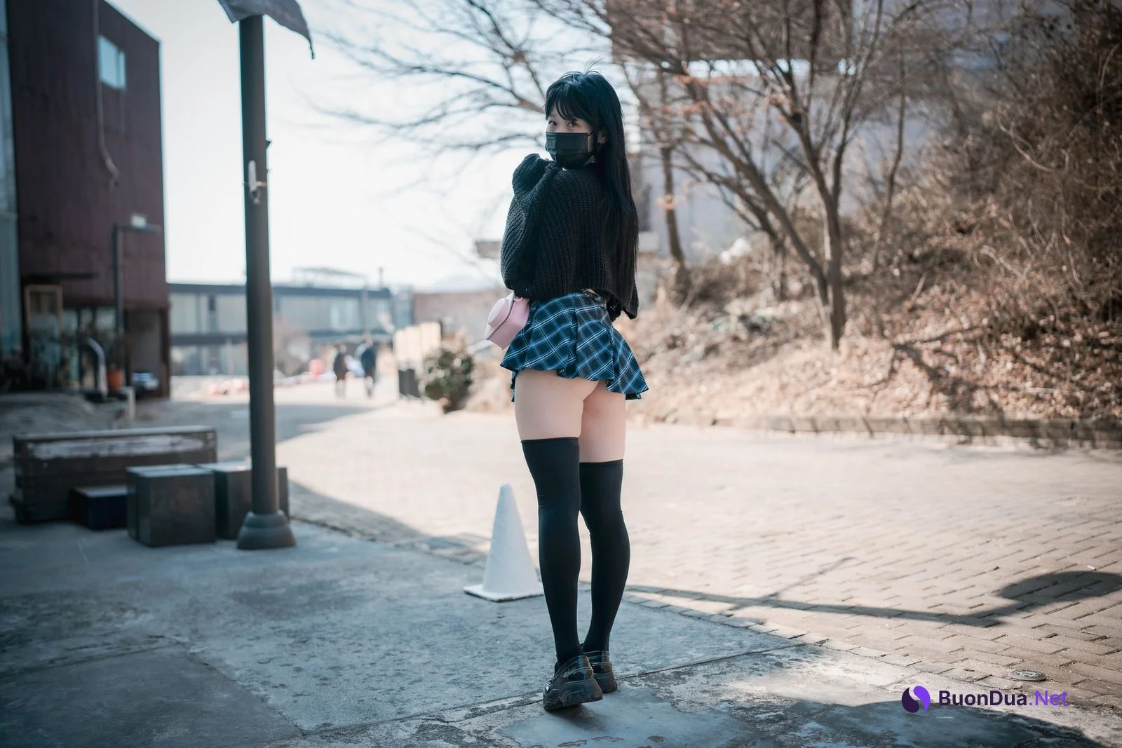 ZIA.Kwon 권지아, [DJAWA] Early Spring Walk in March Set.01 - Photo 15