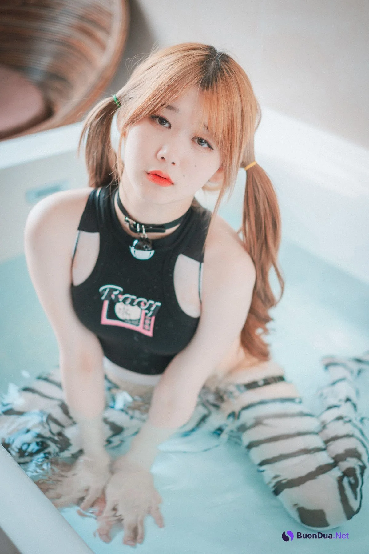 ZIA.Kwon 권지아, DJAWA ‘Swimming Lessons #2’ Set.02 - Photo 10