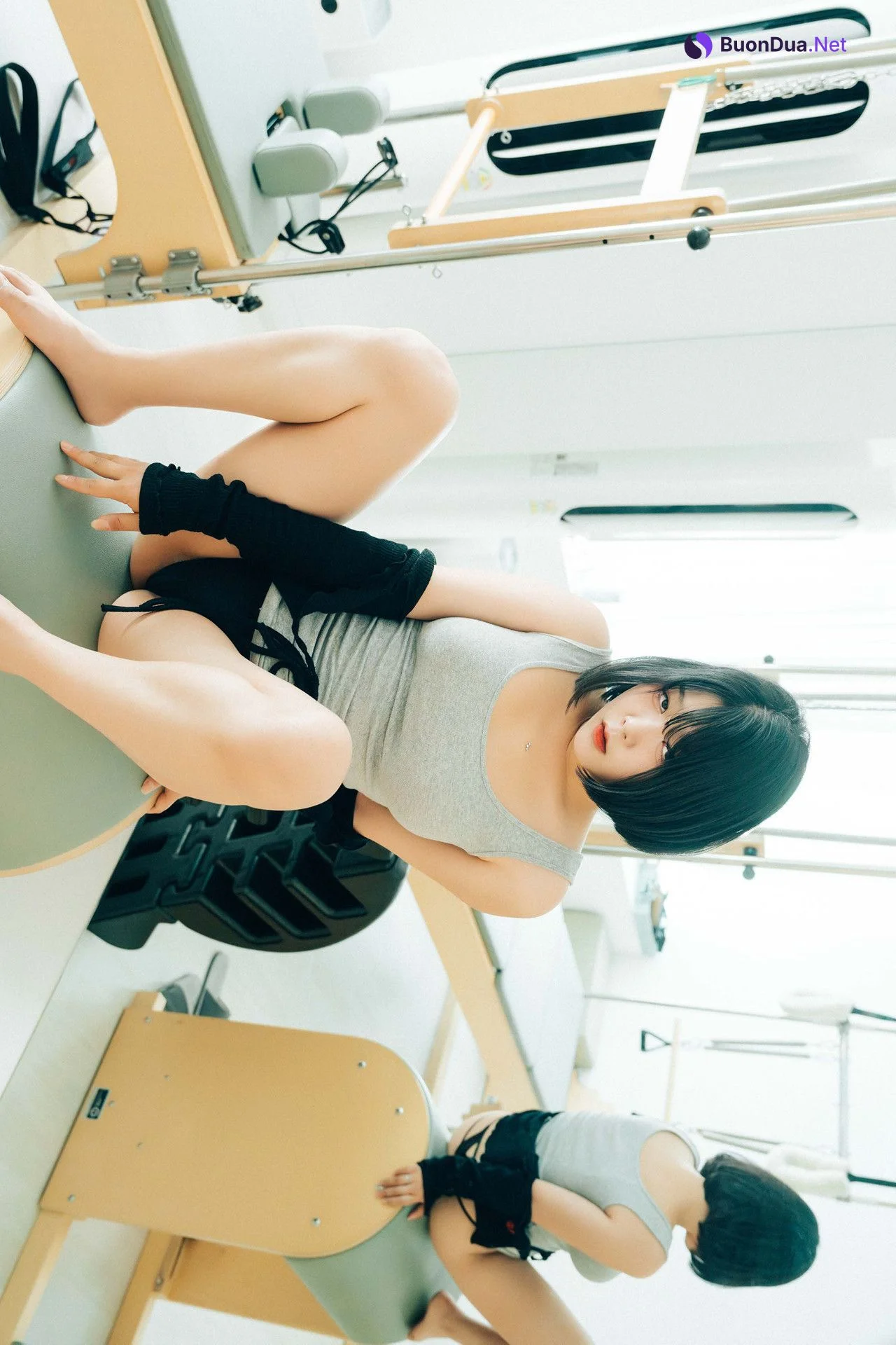 ZIA.Kwon 권지아, Haivia Photobook ‘Oily’ Set.01 - Photo 8