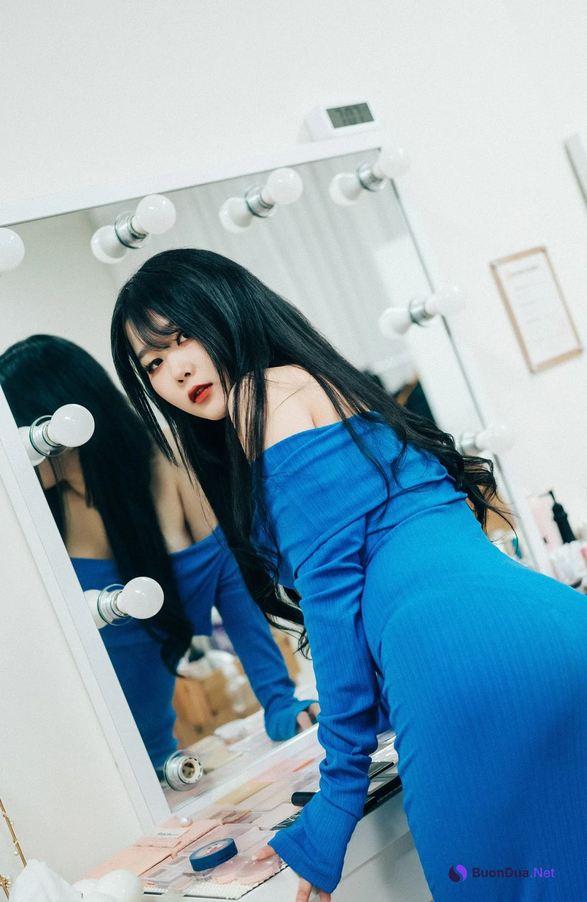 ZIA.Kwon 권지아, Loozy ‘Adult Hair Shop’ Set.01 - Photo 7