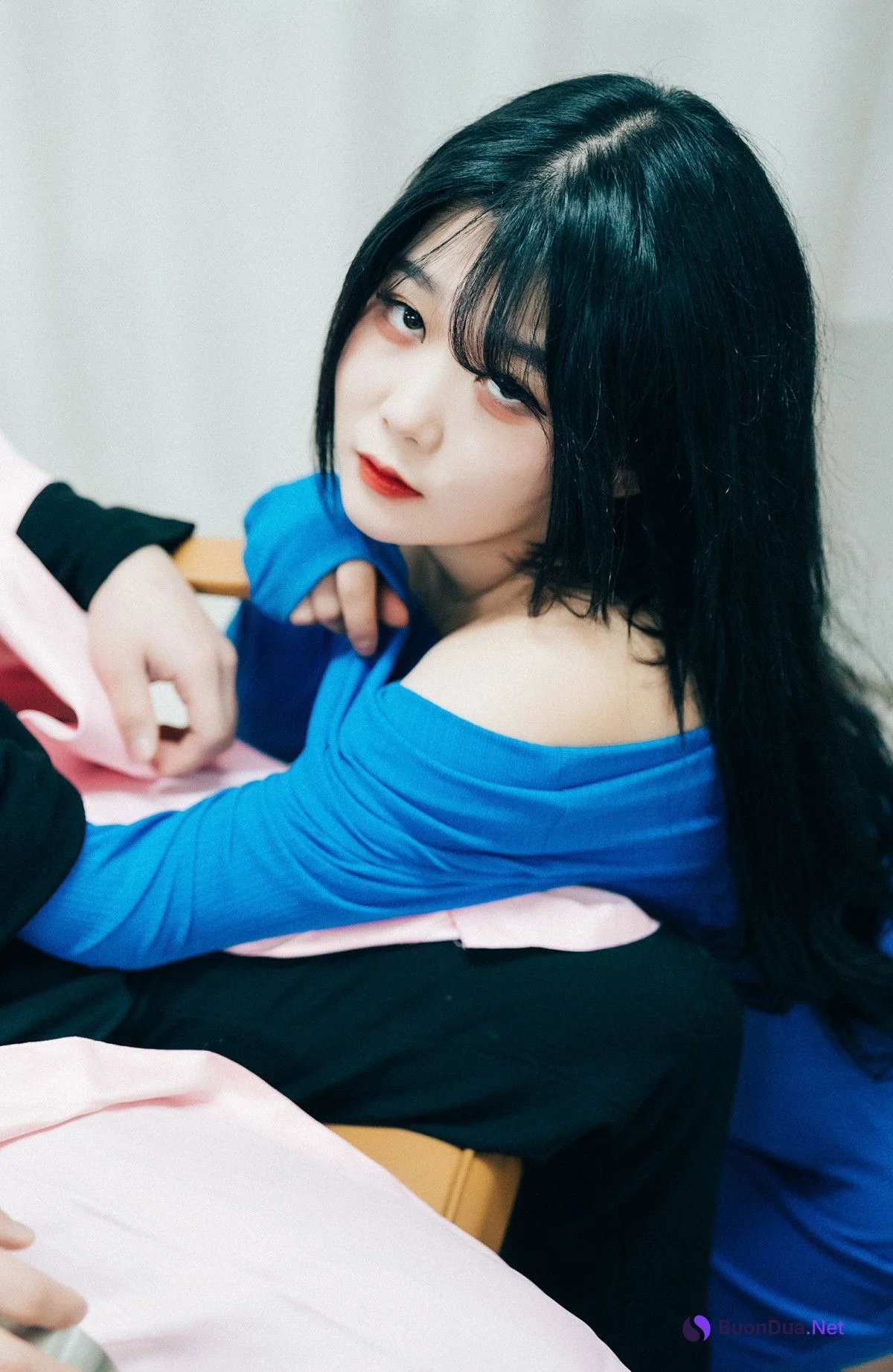ZIA.Kwon 권지아, Loozy ‘Adult Hair Shop’ Set.02 - Photo 10