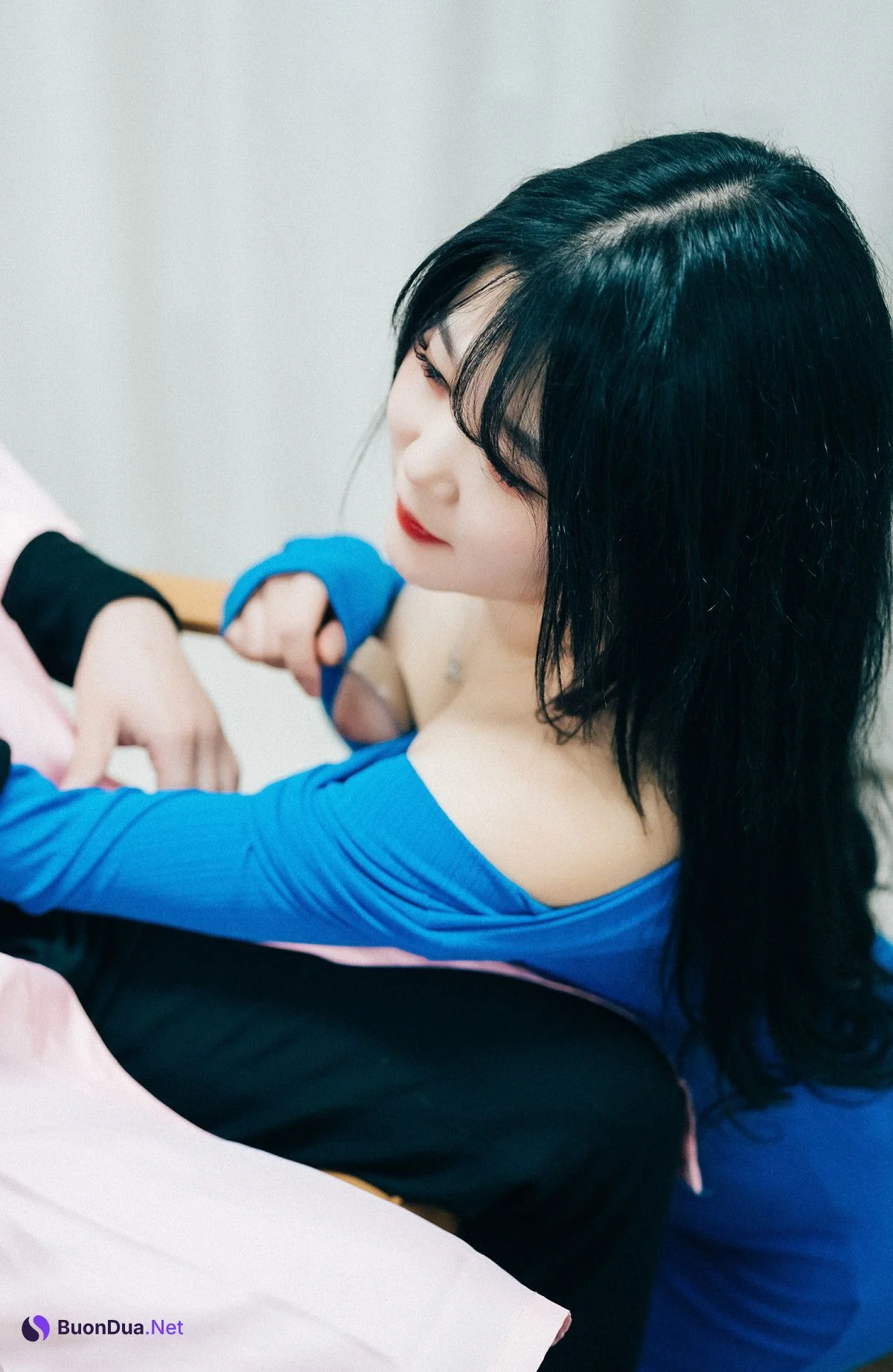 ZIA.Kwon 권지아, Loozy ‘Adult Hair Shop’ Set.02 - Photo 11