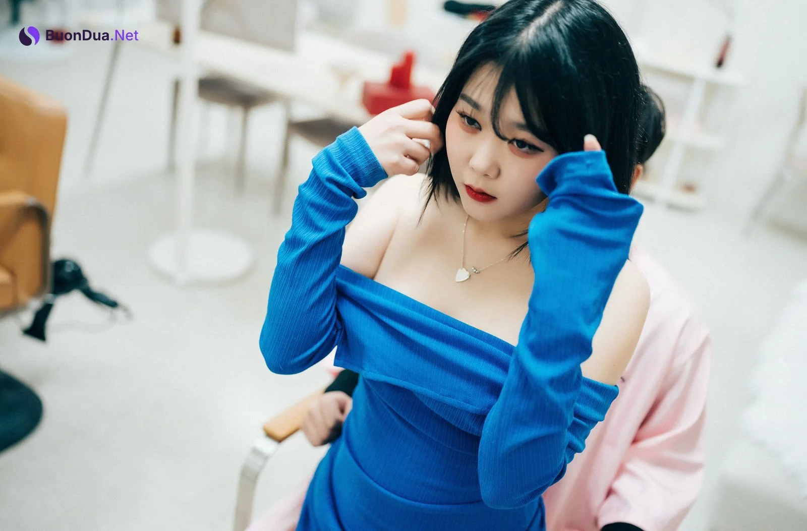 ZIA.Kwon 권지아, Loozy ‘Adult Hair Shop’ Set.02 - Photo 19