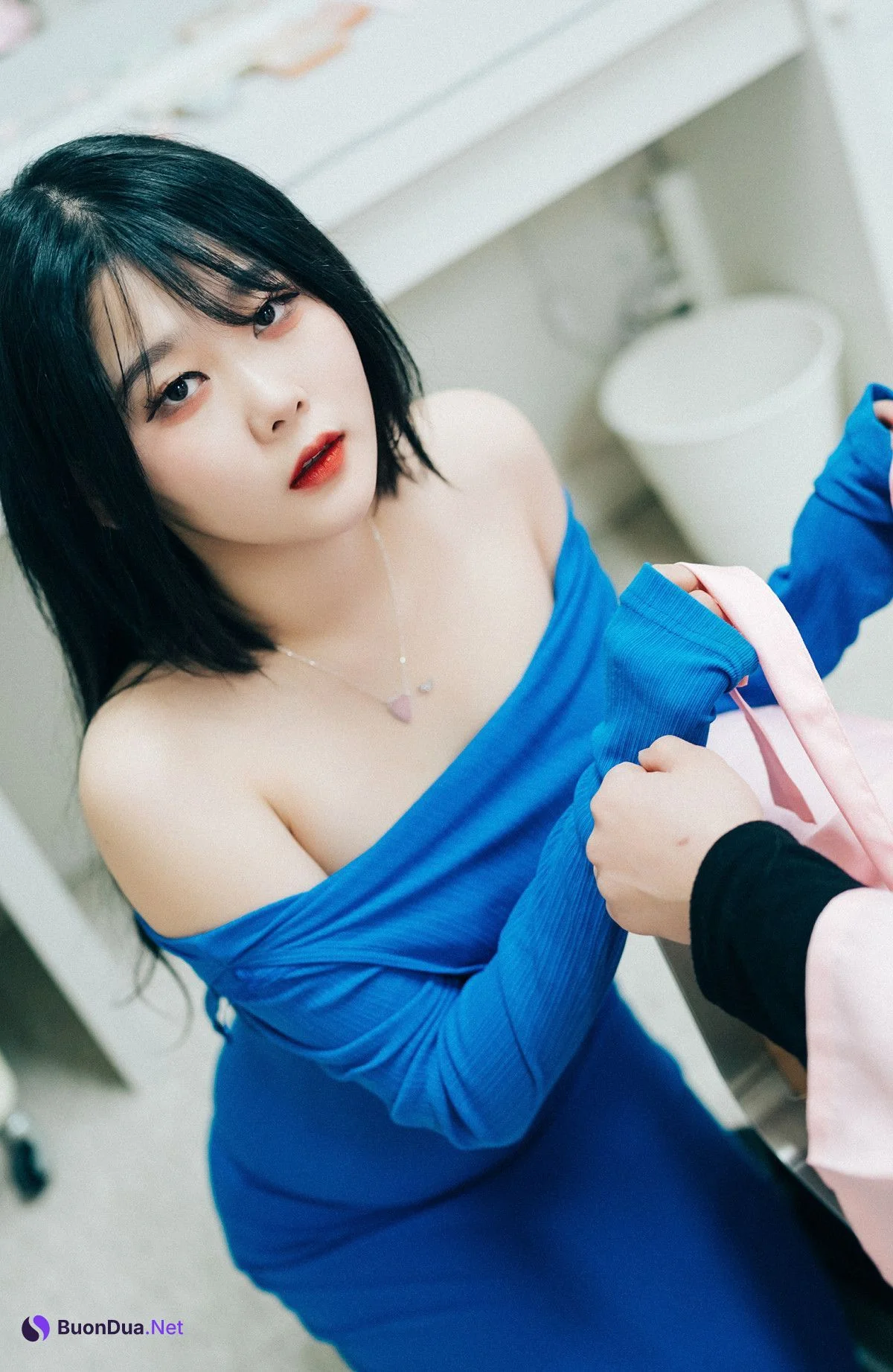 ZIA.Kwon 권지아, Loozy ‘Adult Hair Shop’ Set.02 - Photo 8