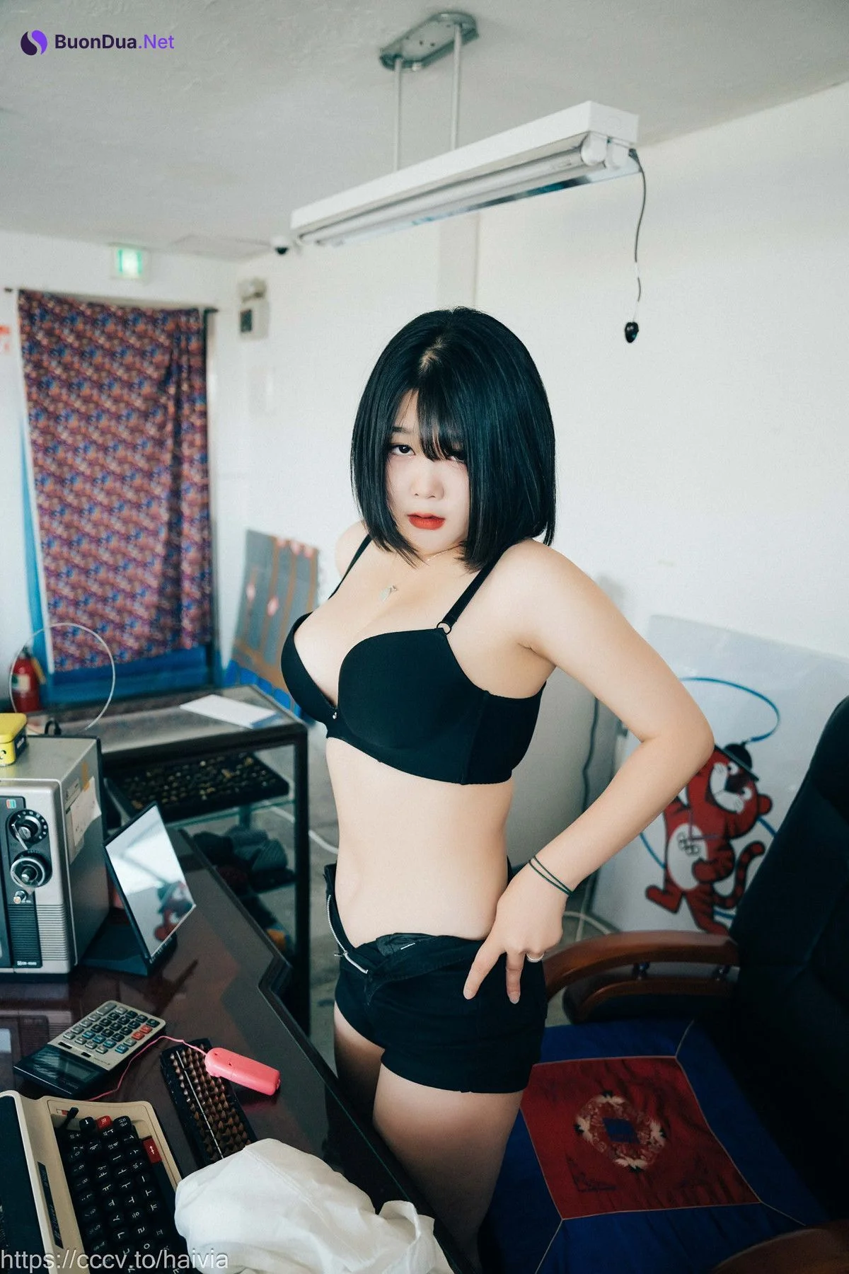 ZIA.Kwon 권지아, Loozy ‘Female Employee’ Set.01 - Photo 14