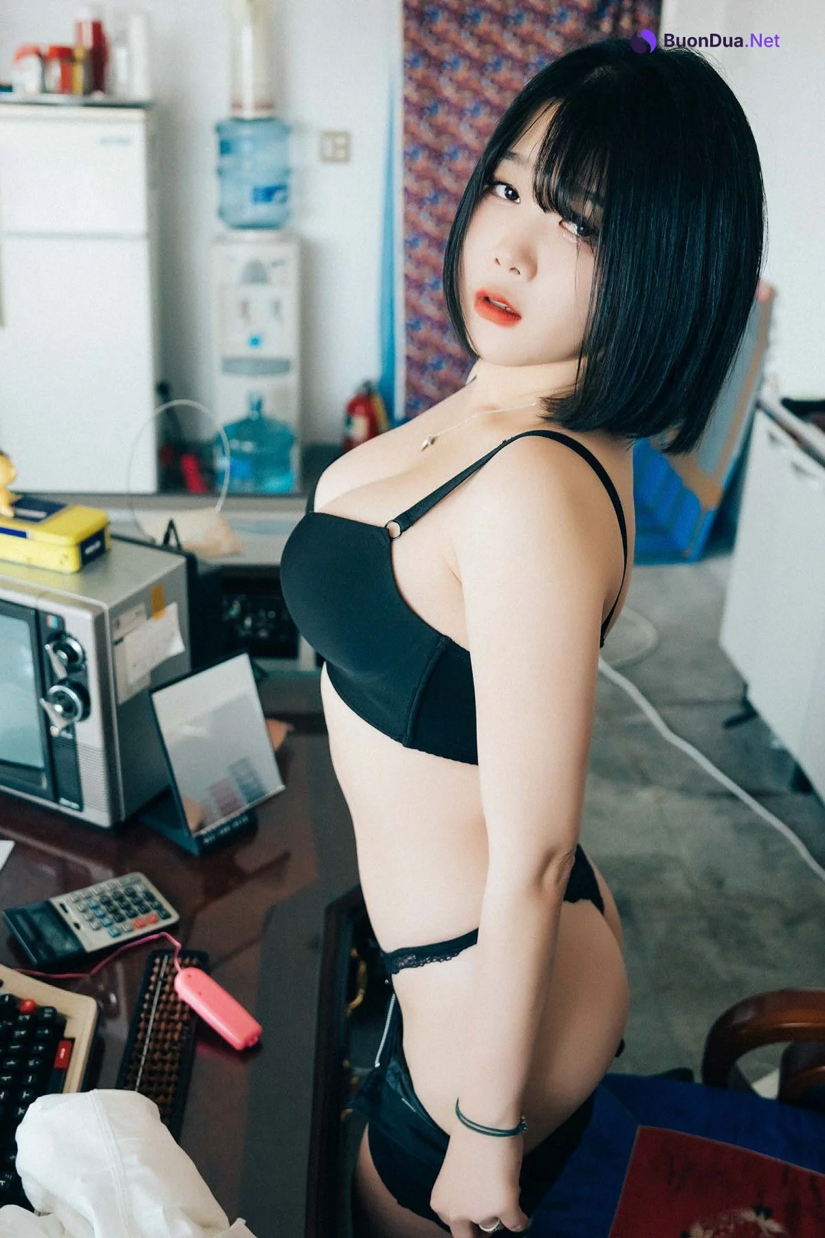 ZIA.Kwon 권지아, Loozy ‘Female Employee’ Set.01 - Photo 15