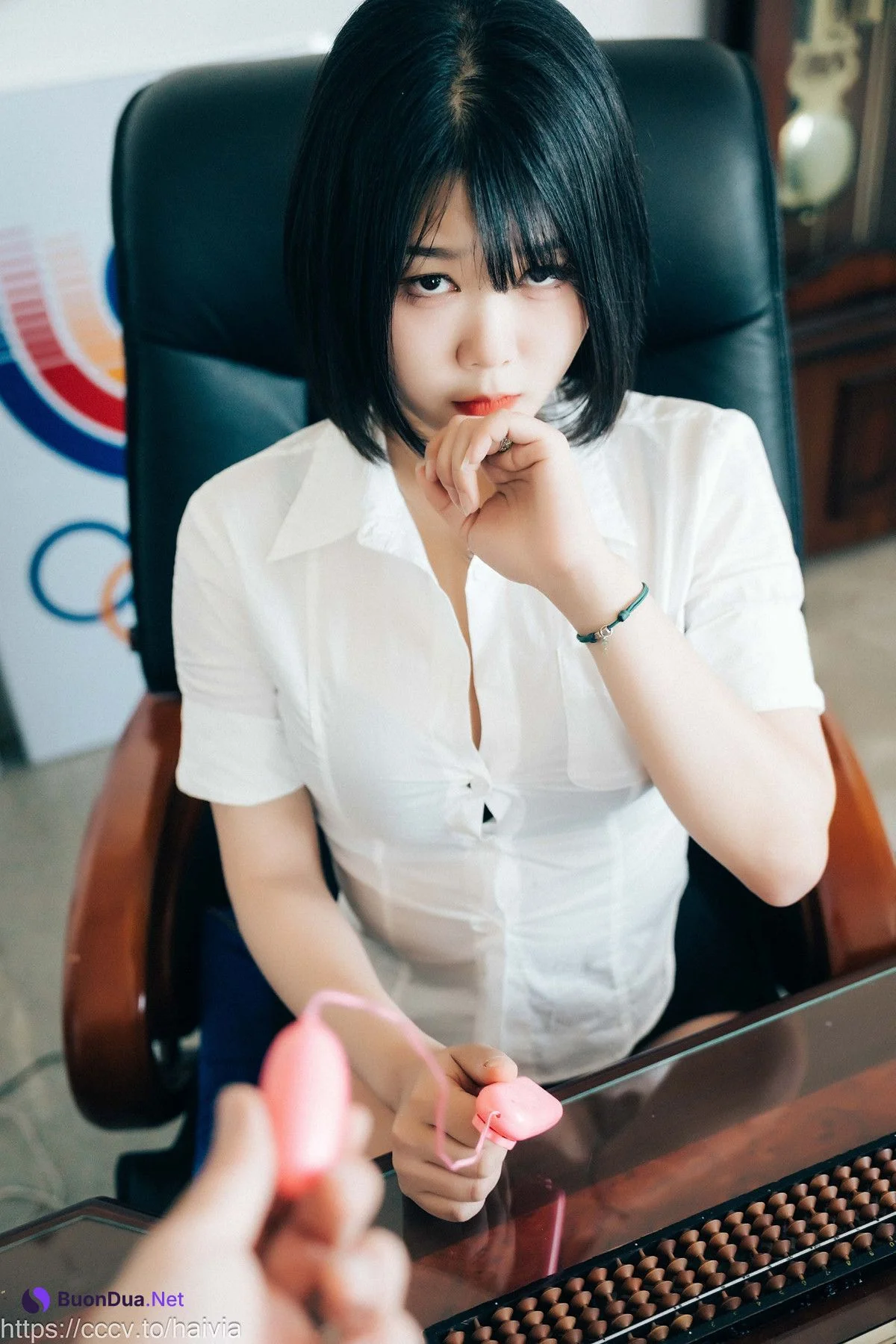ZIA.Kwon 권지아, Loozy ‘Female Employee’ Set.01 - Photo 5
