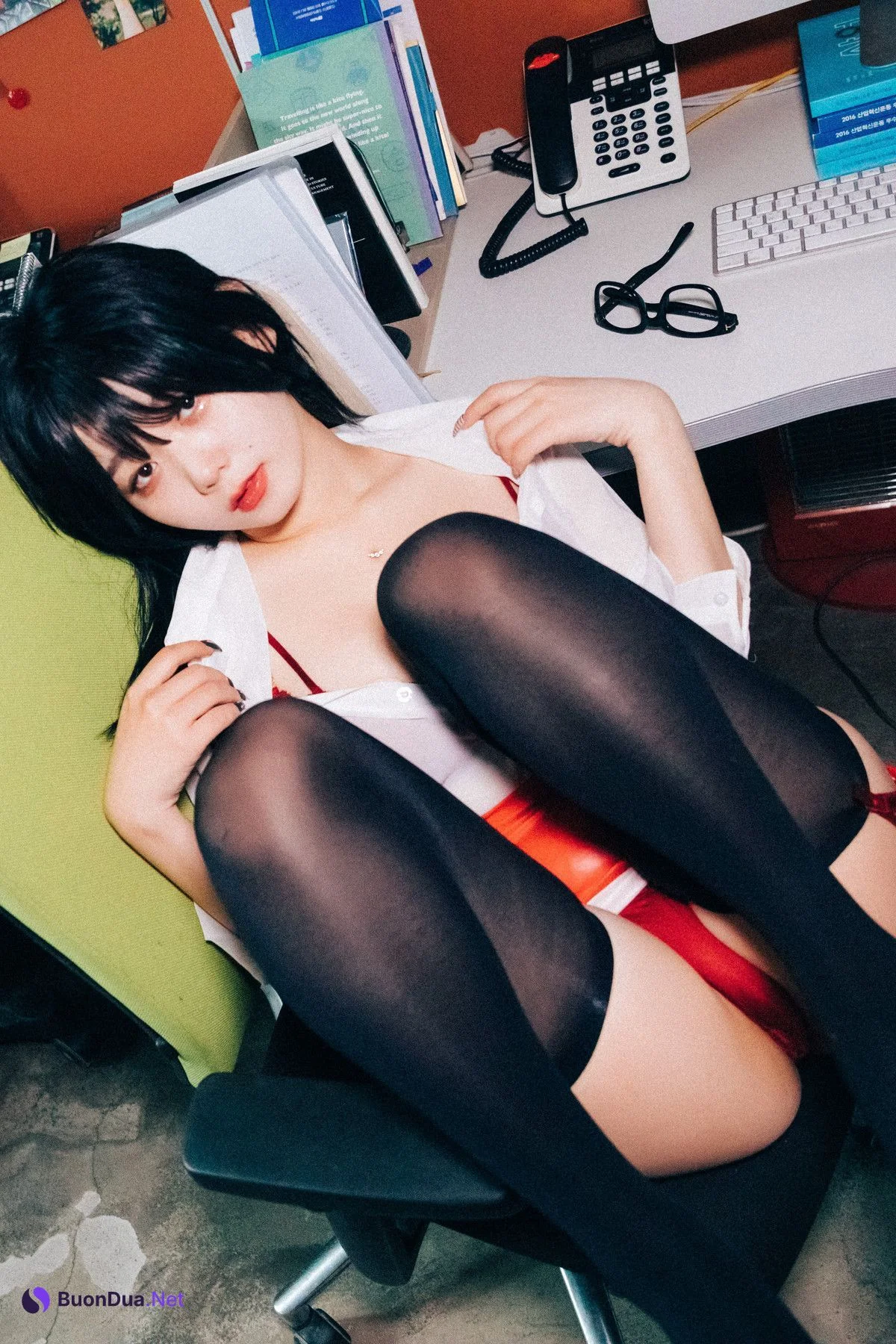 ZIA.Kwon 권지아, Loozy ‘Office Slave’ Set.02 - Photo 10