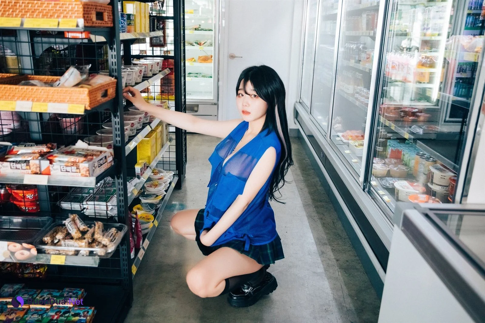 ZIA.Kwon 권지아, [Loozy] Part time Set.02 - Photo 2