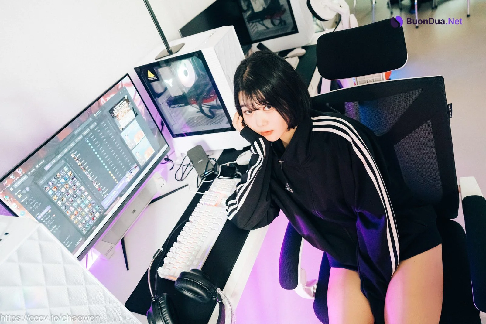 ZIA.Kwon 권지아, [Loozy] PC Room With SP Set.02 - Photo 9