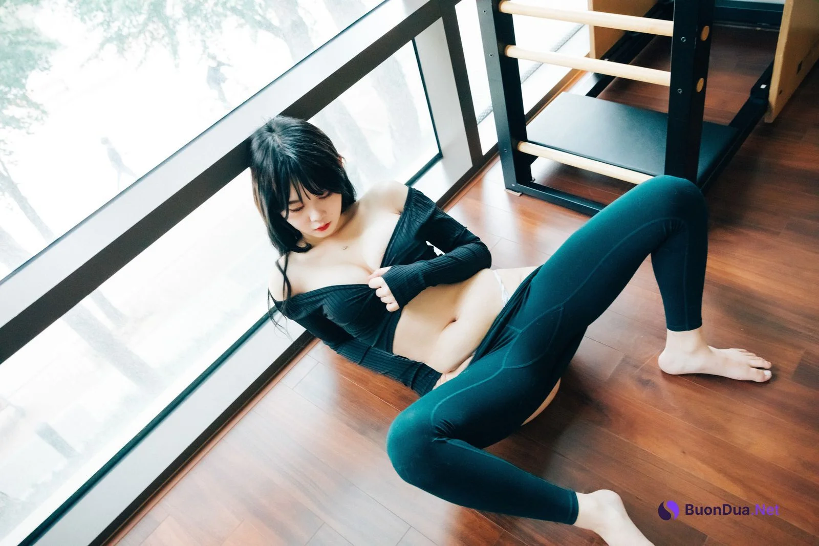 ZIA.Kwon 권지아, [Loozy] Pilates Instructor Set.01 - Photo 2