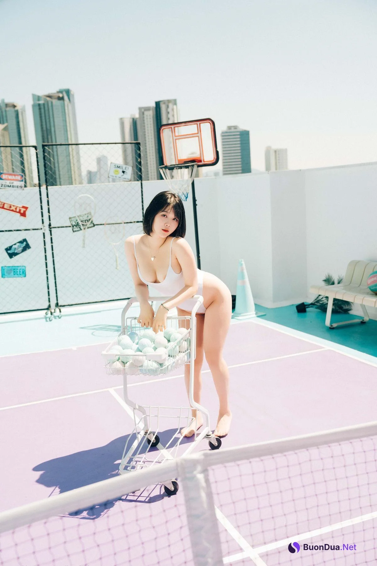 ZIA.Kwon 권지아, LOOZY ‘Racket Girl’ Set.02 - Photo 4