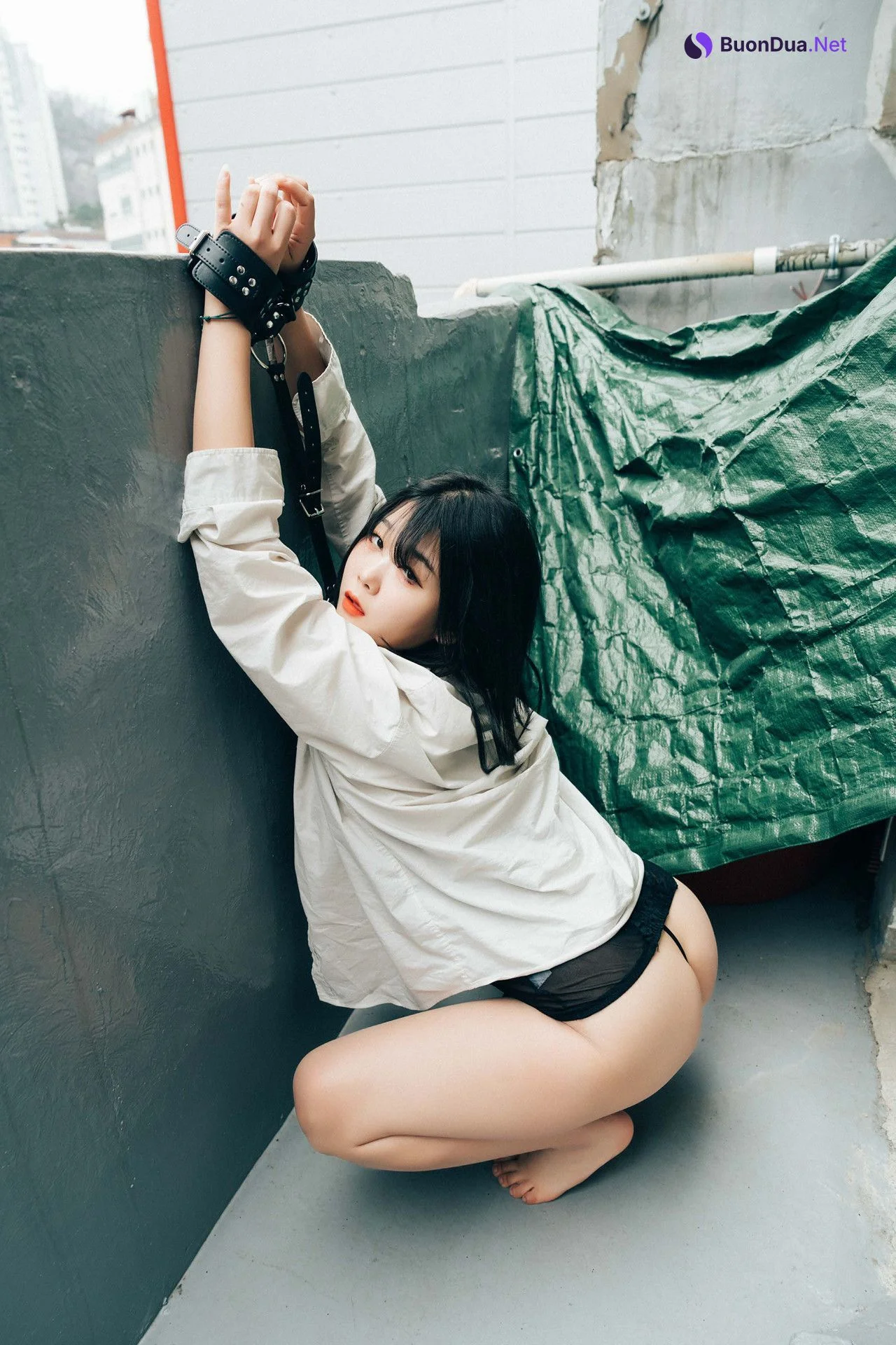 ZIA.Kwon 권지아, Loozy ‘Tight and Closer’ Set.01 - Photo 9